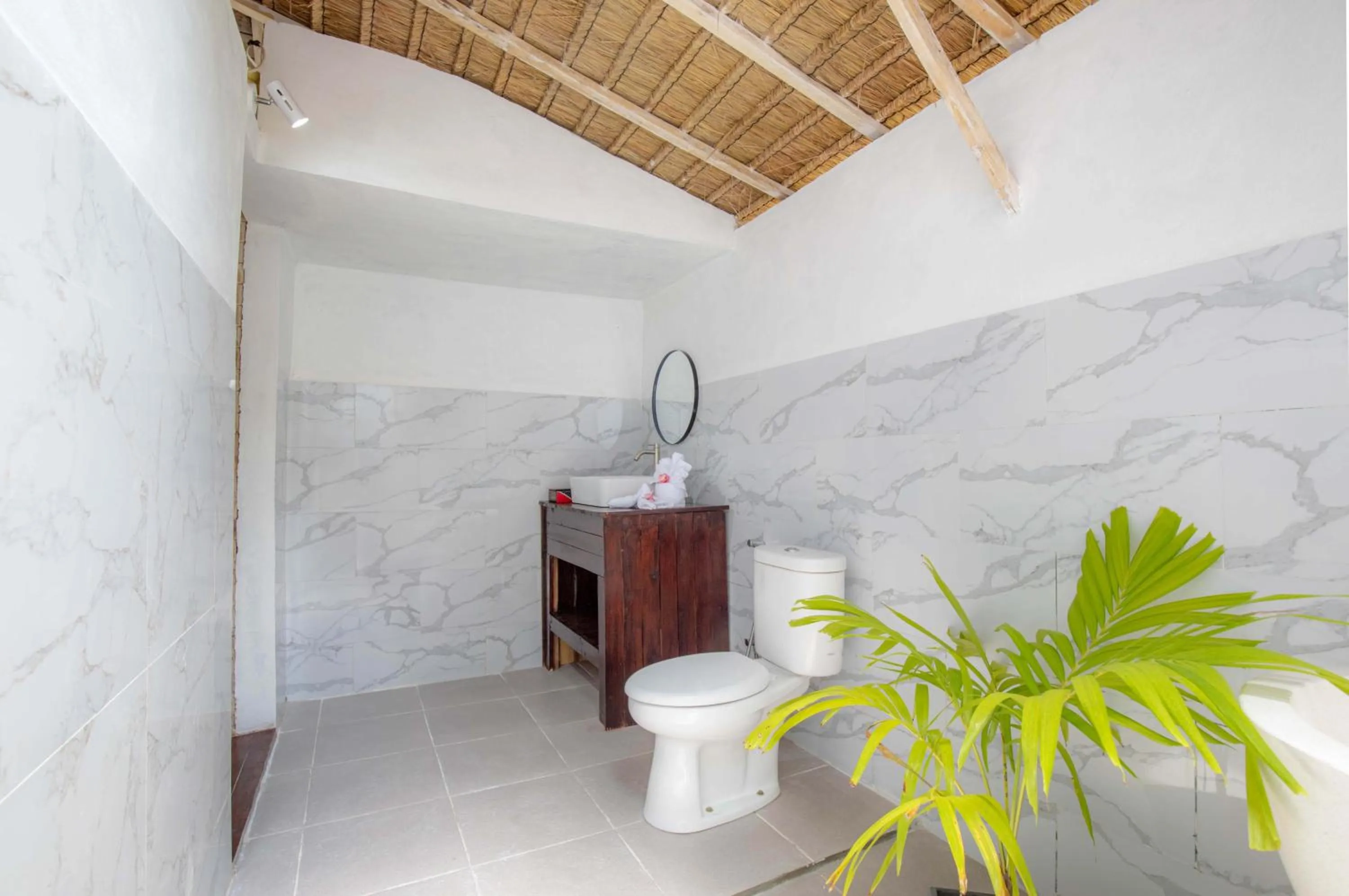 Bathroom in Bhavana Cottage