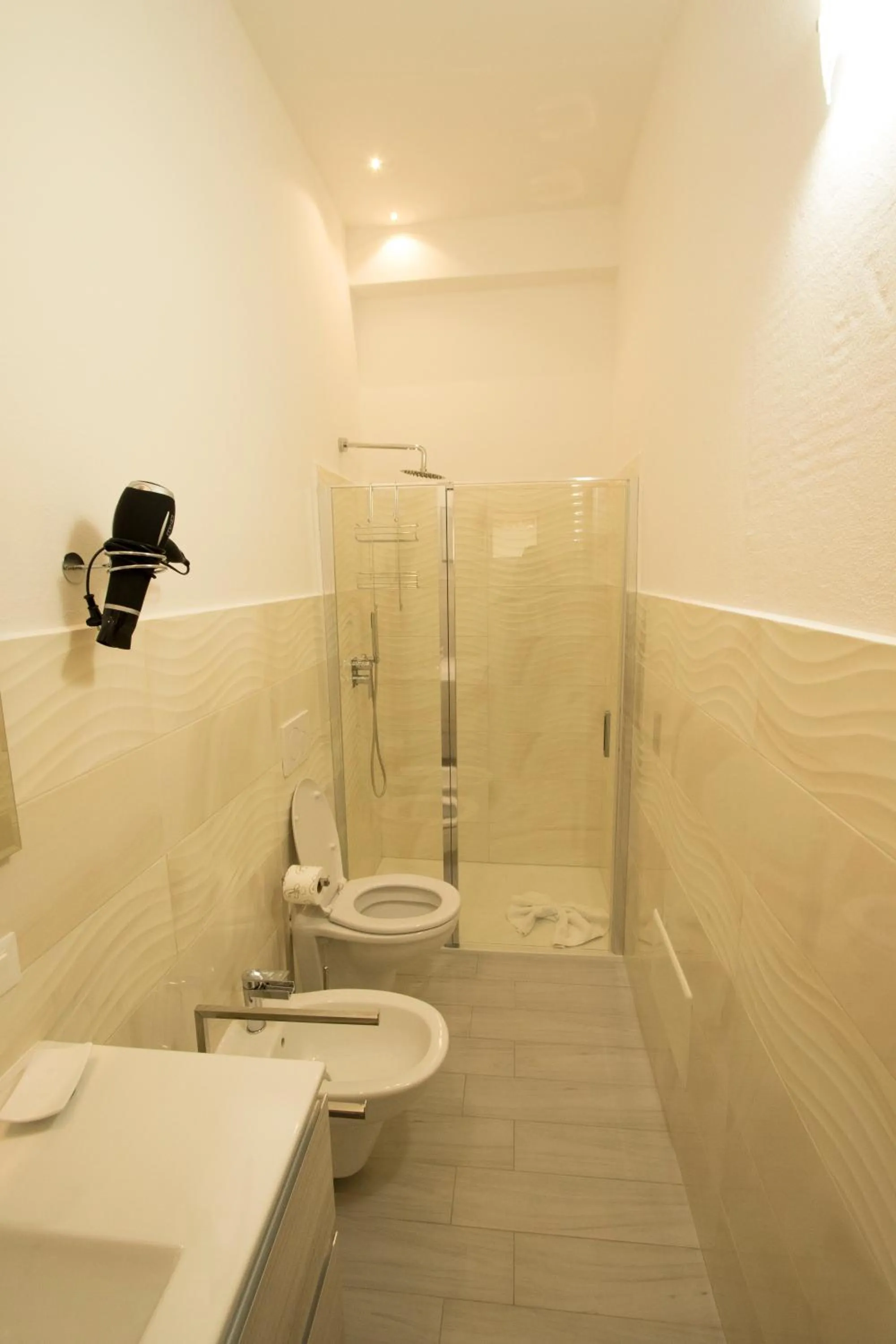 Shower in B&B Sole E Luna