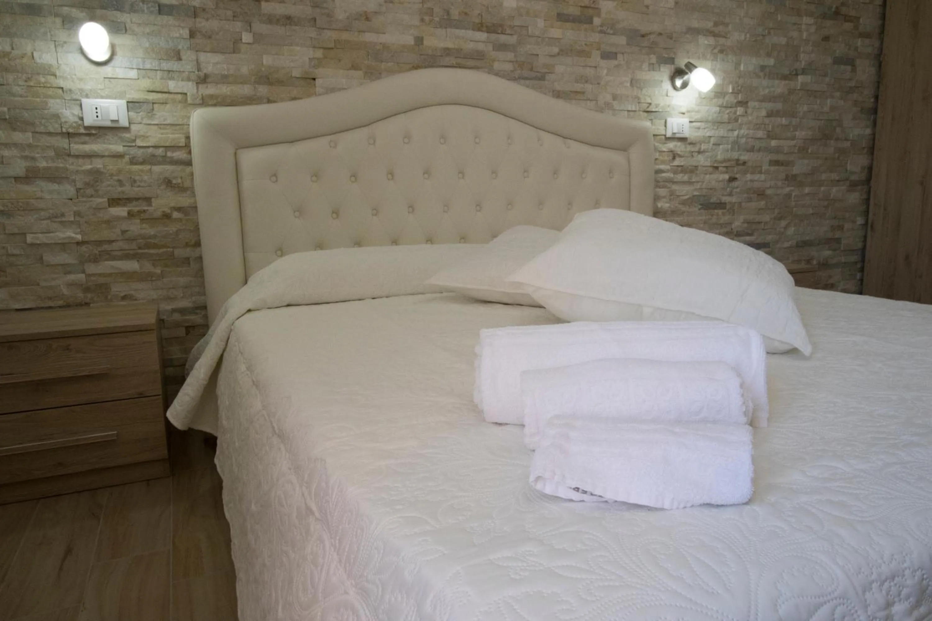 Photo of the whole room, Bed in B&B Sole E Luna