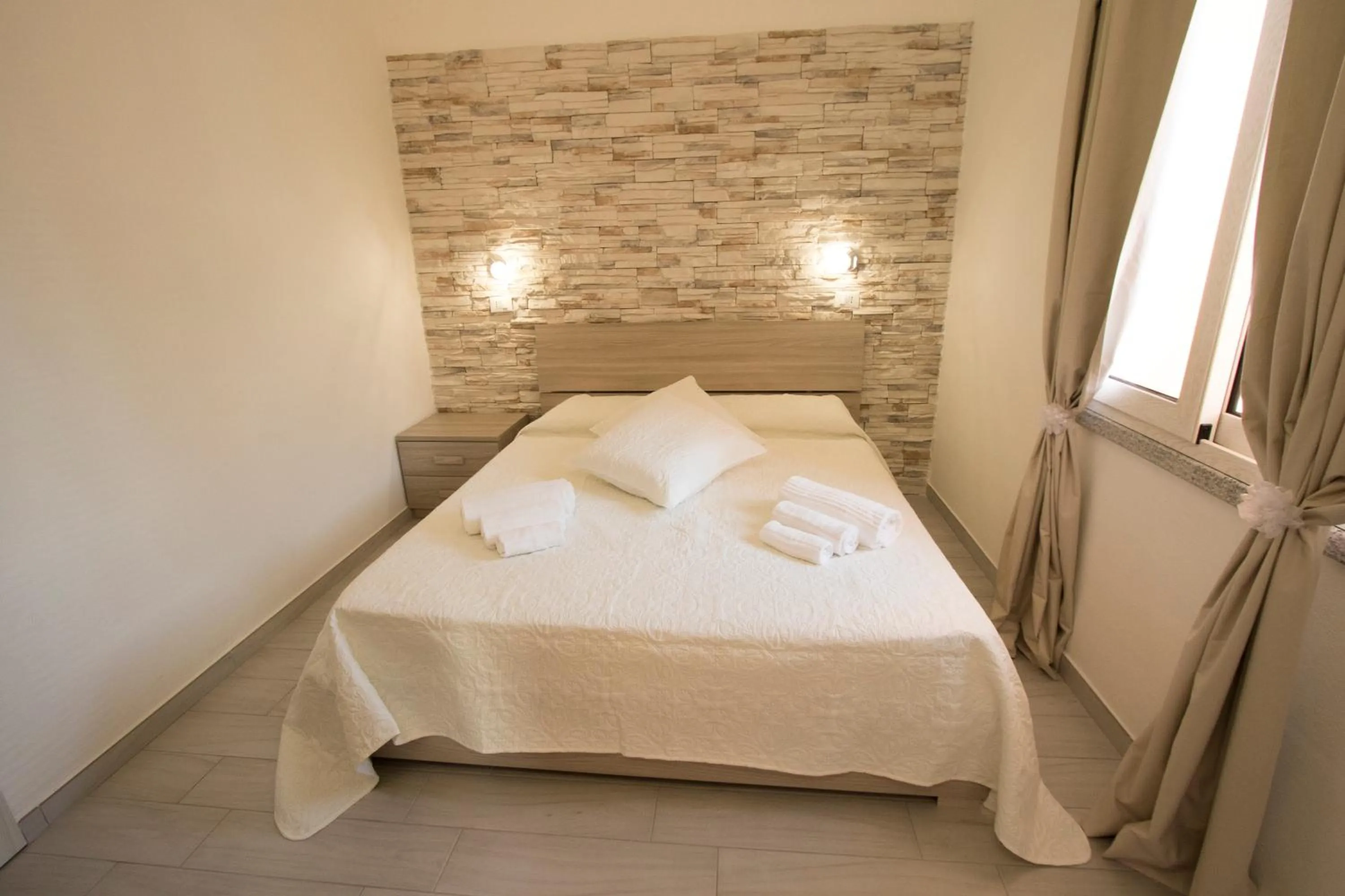 Bedroom, Bed in B&B Sole E Luna