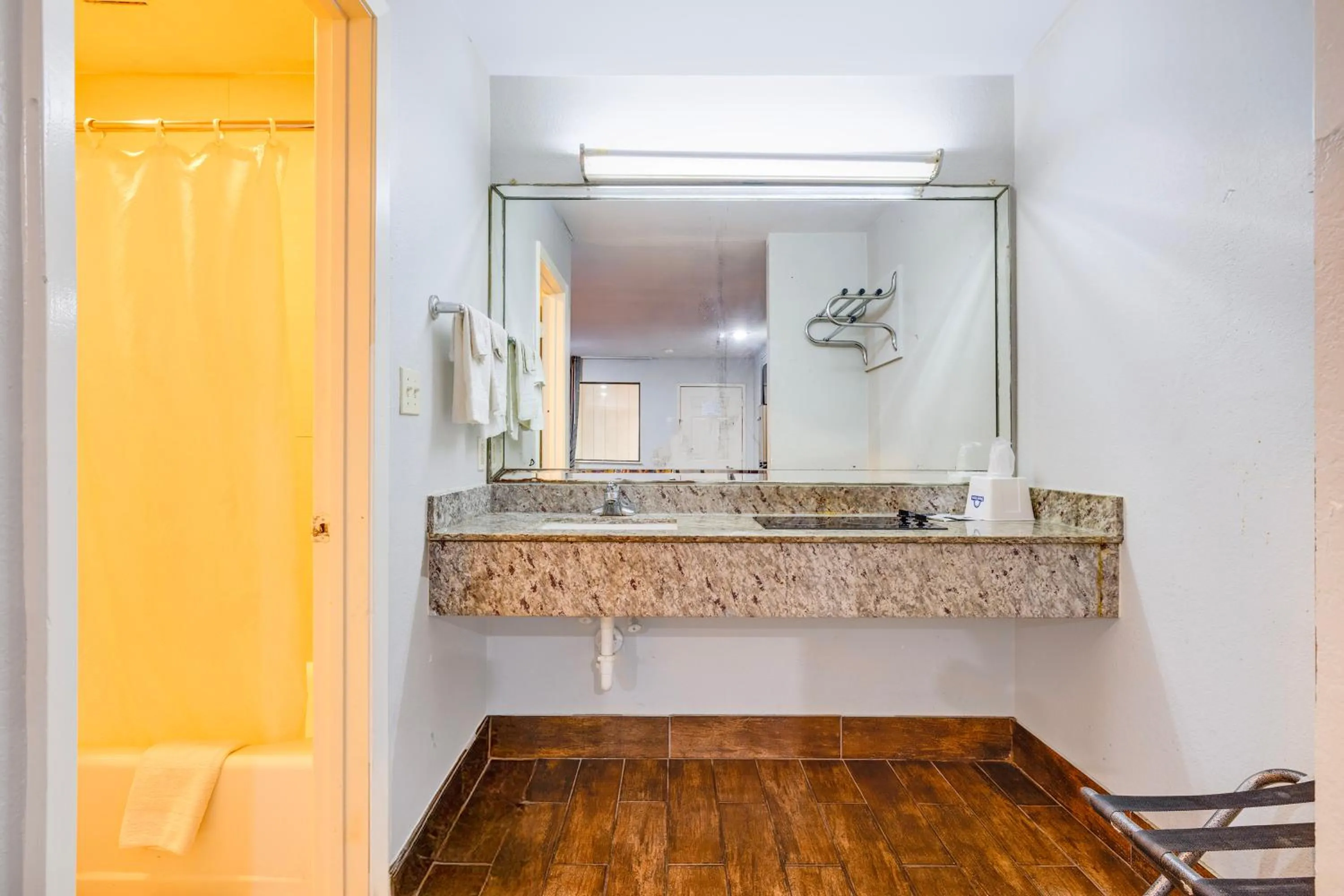 Bathroom in Hotel O Luxury Inn Channelview Baytown I-10