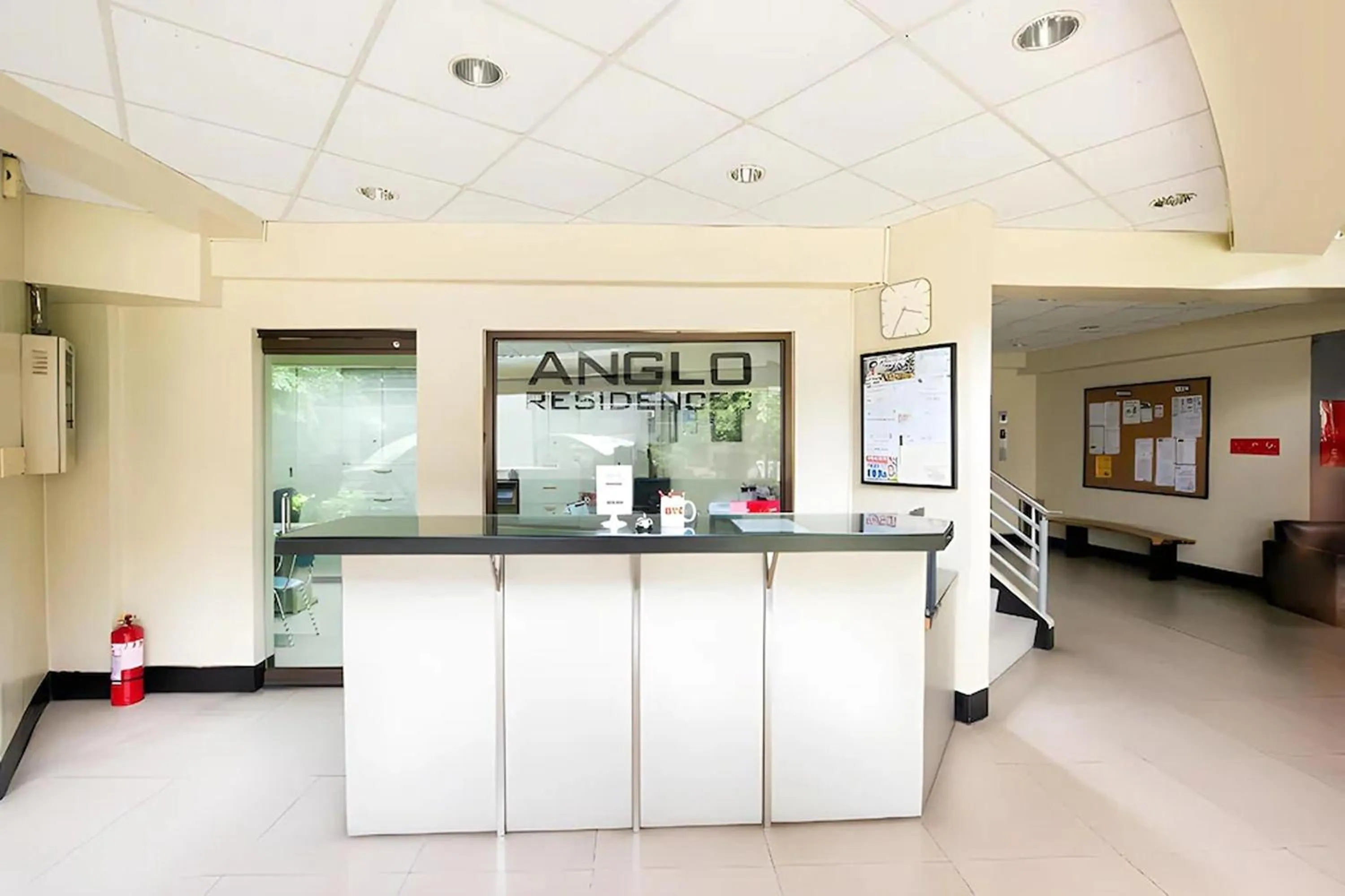 Lobby or reception in Anglo Residences Manila