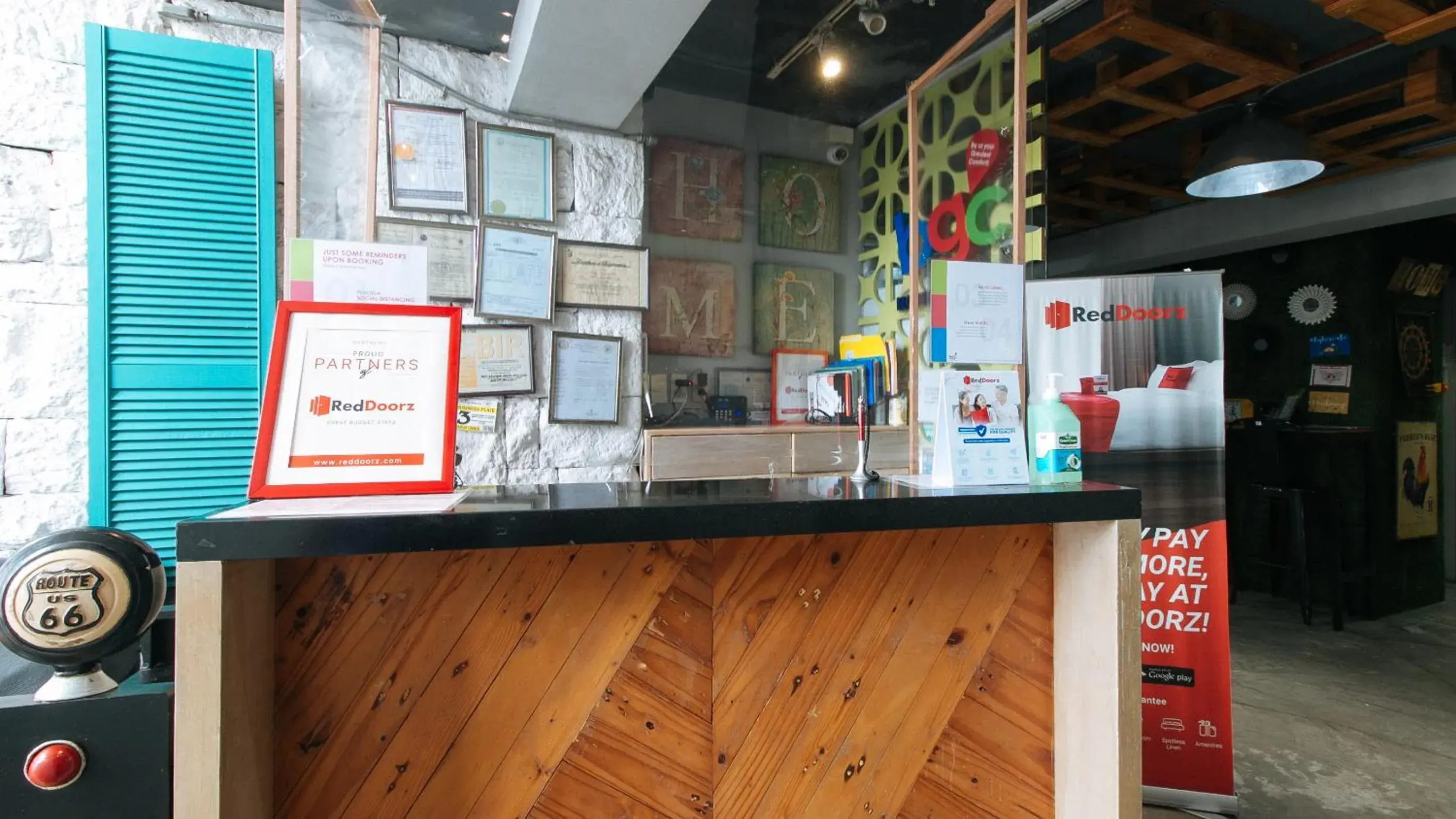 Lobby or reception in RedDoorz Plus at BGC near St Lukes Lobby or reception in RedDoorz Plus at BGC near St Lukes