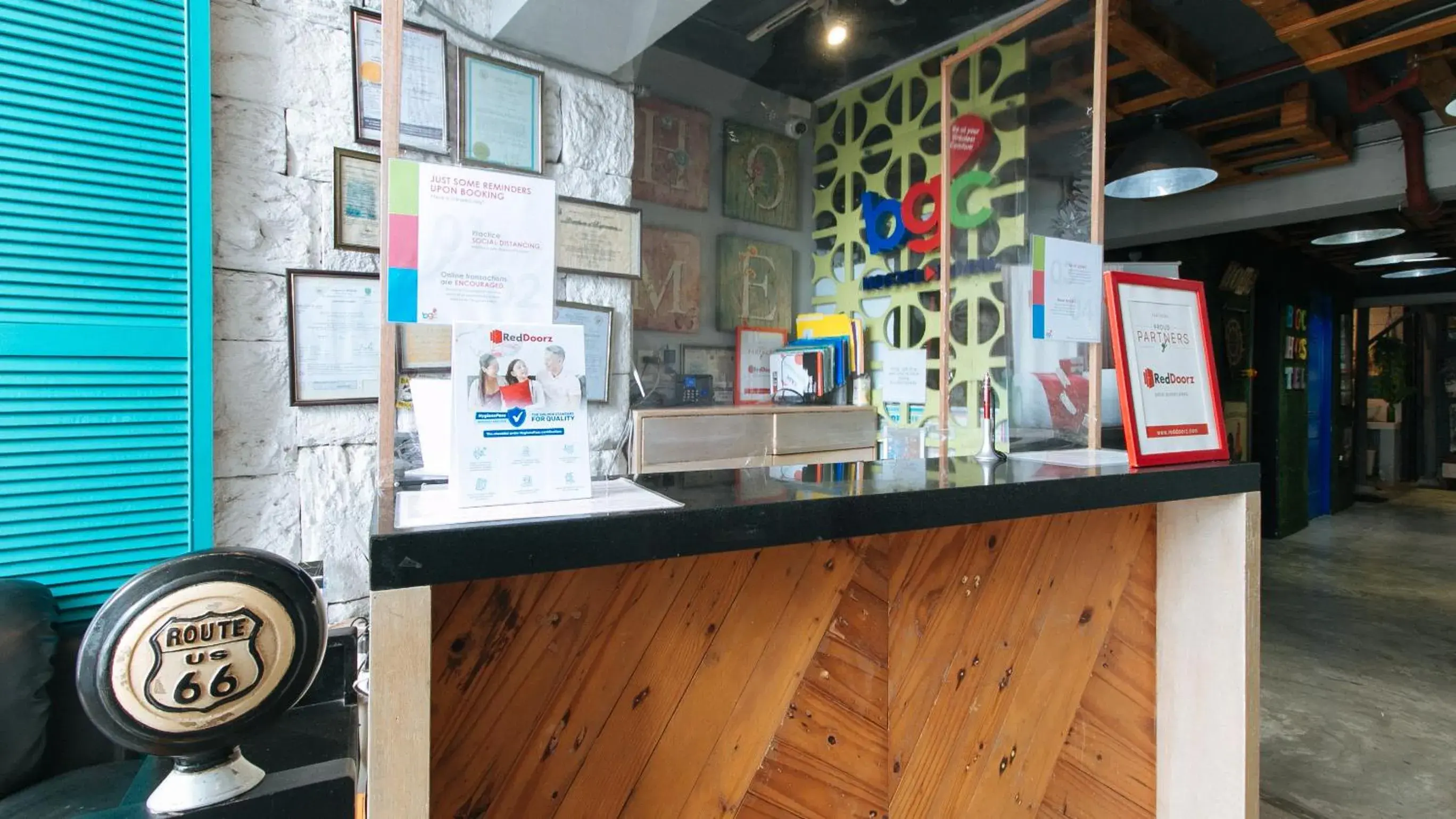 Lobby or reception in RedDoorz Plus at BGC near St Lukes Lobby or reception in RedDoorz Plus at BGC near St Lukes