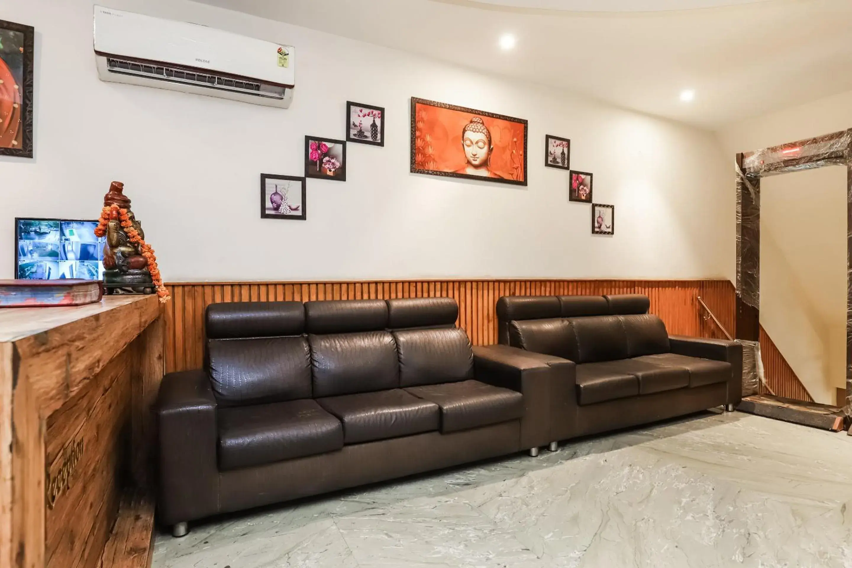 Lobby or reception in Hotel O Shri Sai Lobby or reception in Hotel O Shri Sai