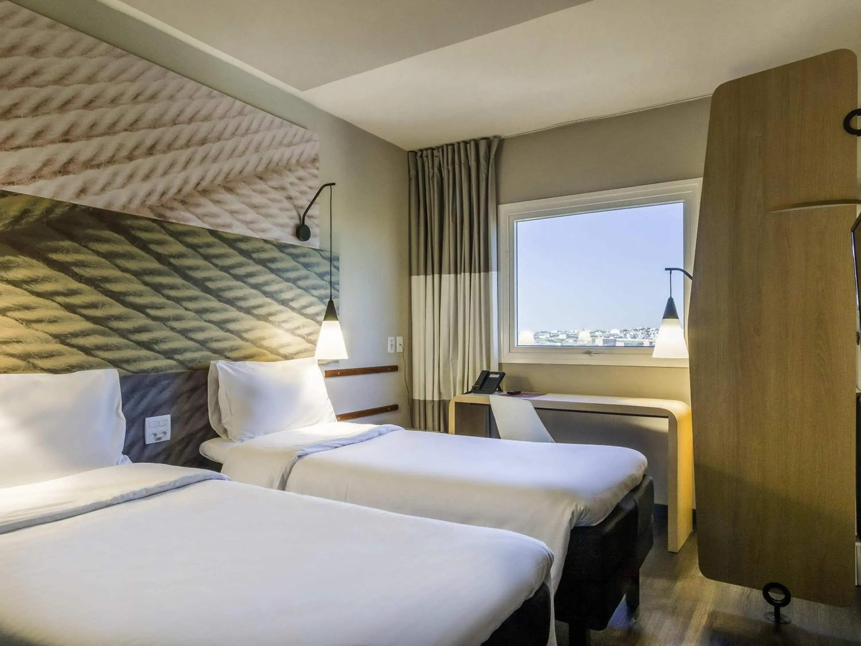 Bedroom, Bed in Ibis Americana Bedroom, Bed in Ibis Americana