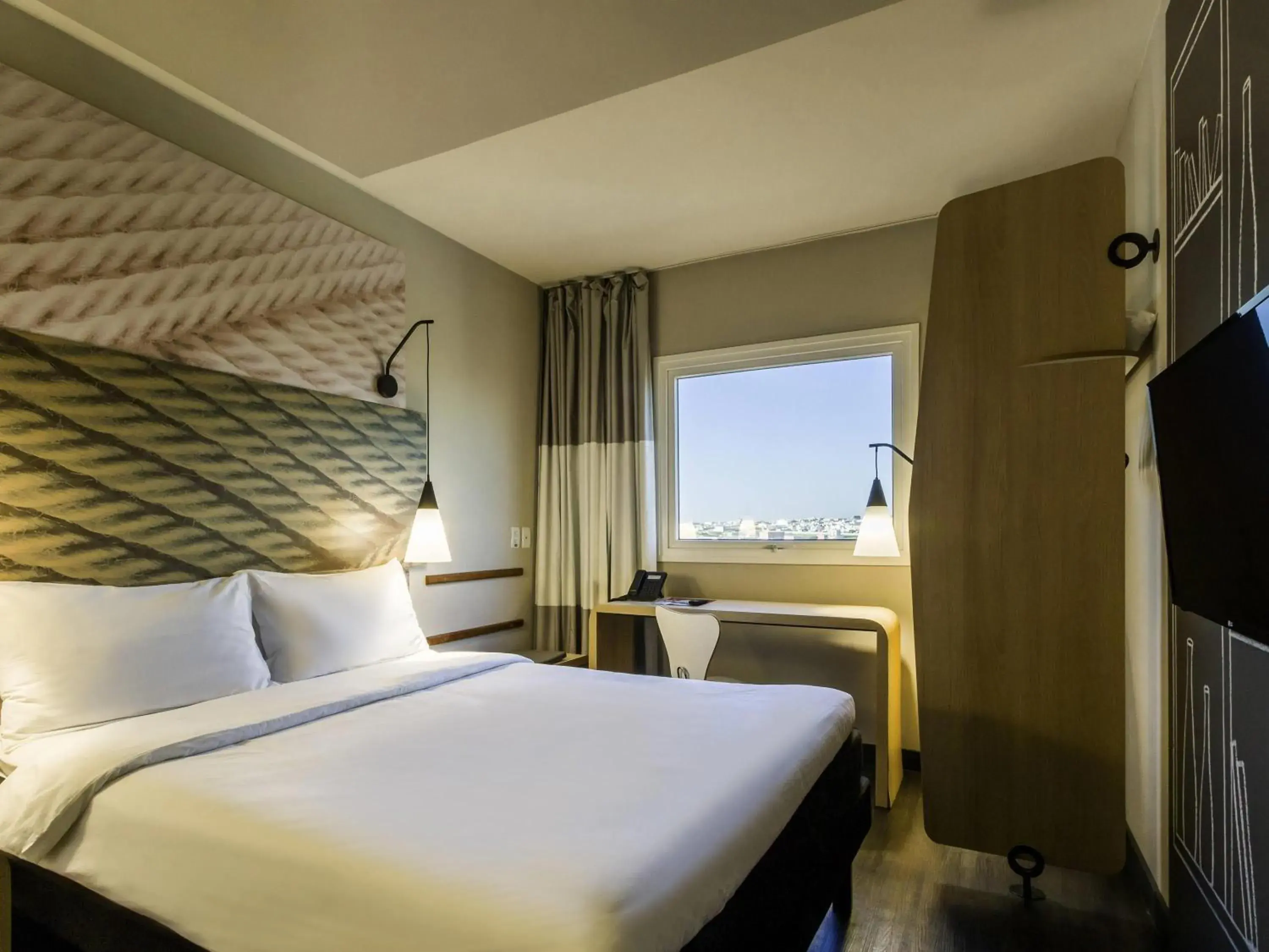 Bedroom, Bed in Ibis Americana Bedroom, Bed in Ibis Americana