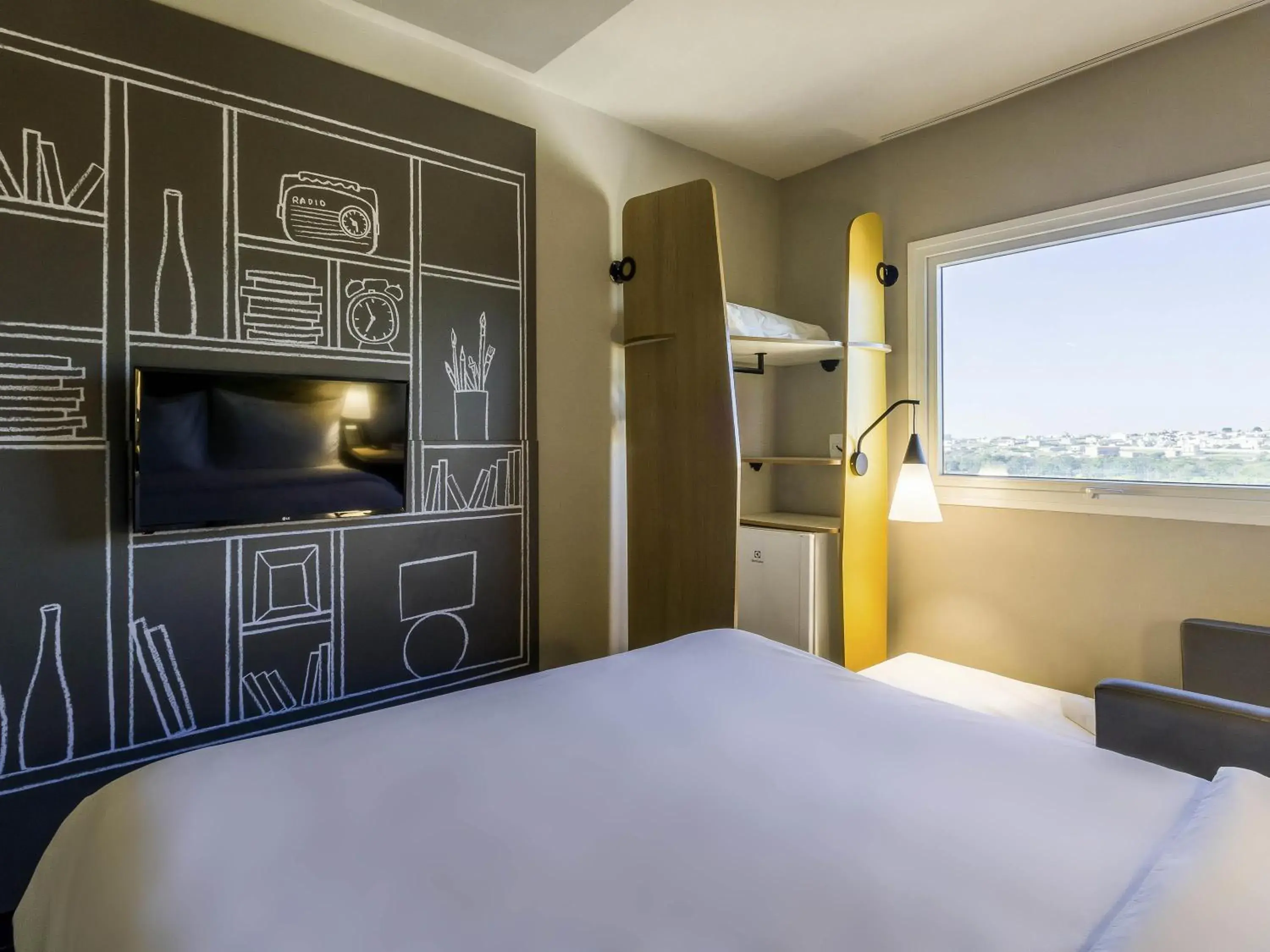 Bedroom, Bed in Ibis Americana Bedroom, Bed in Ibis Americana