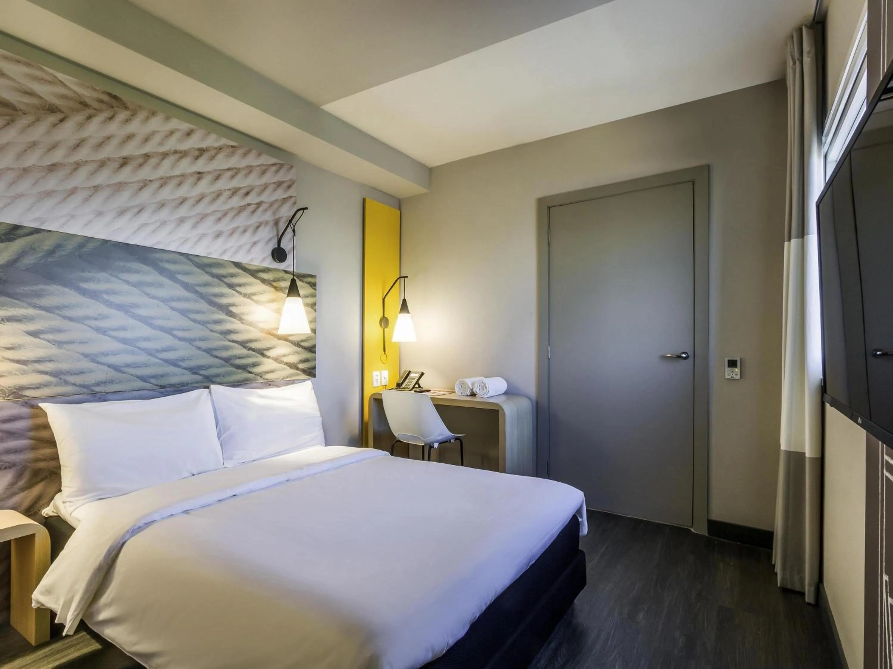 Bedroom, Bed in Ibis Americana