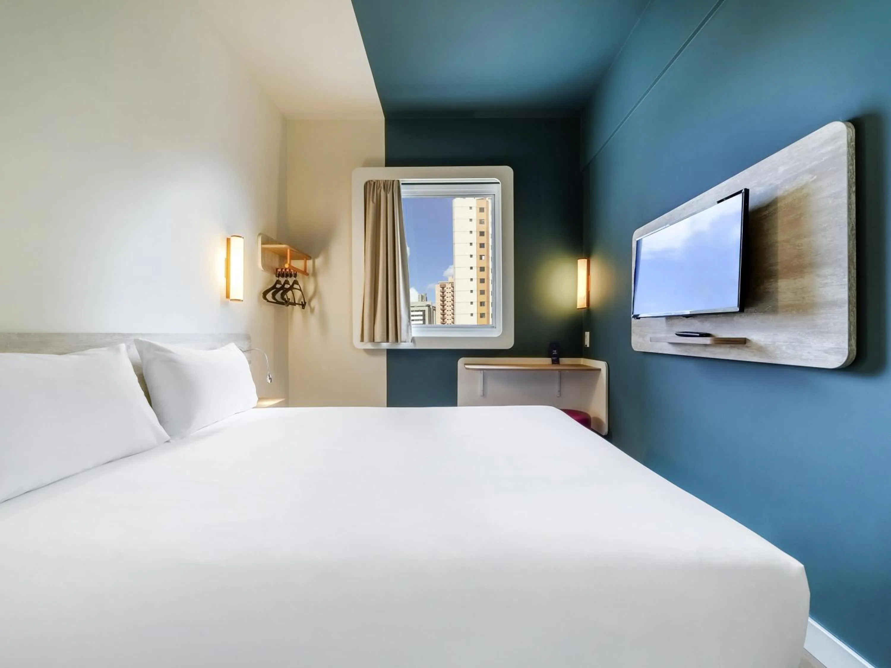 Bedroom, Bed in ibis budget Sao Caetano