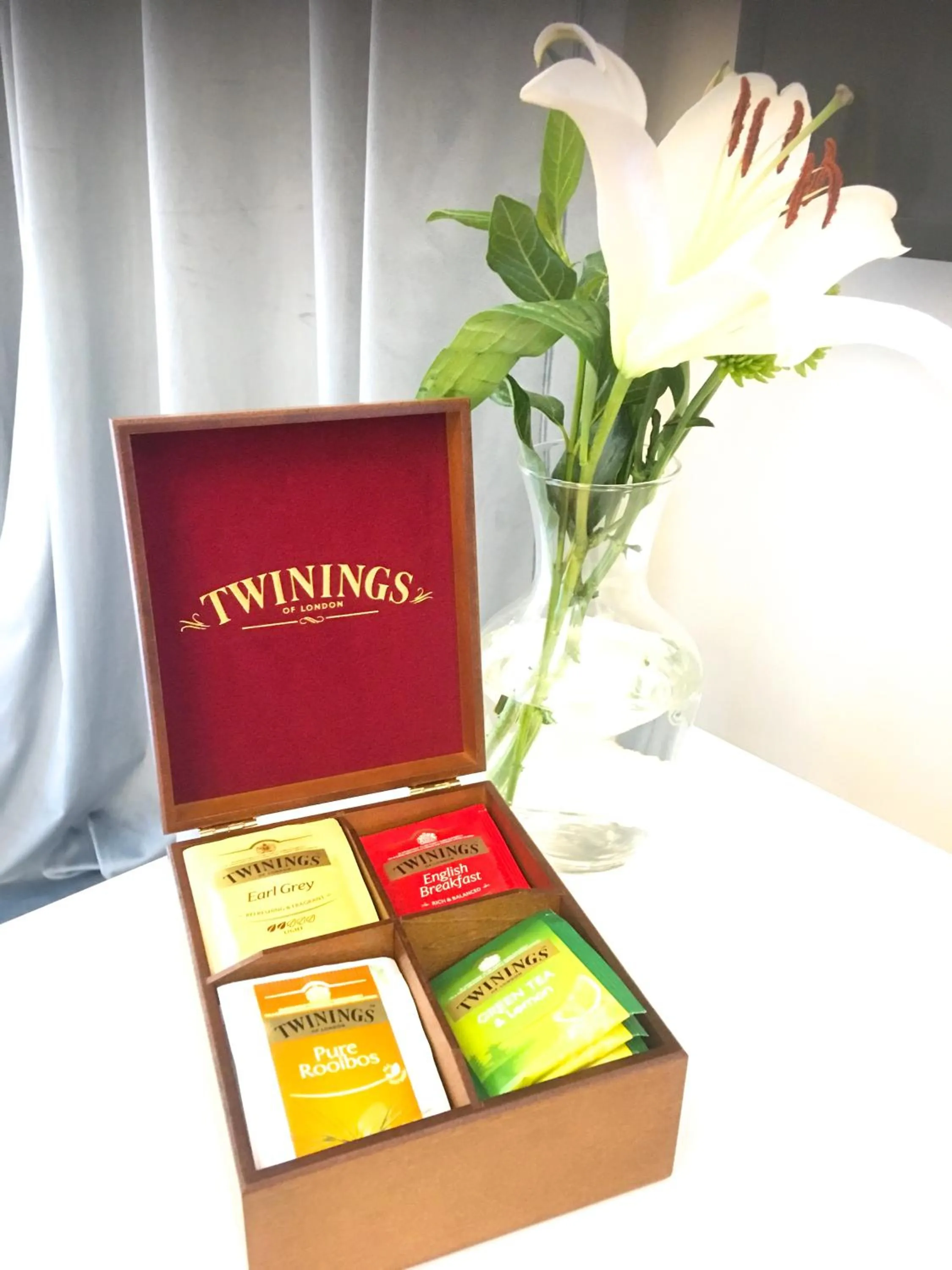 Non alcoholic drinks in Rand Club Suites