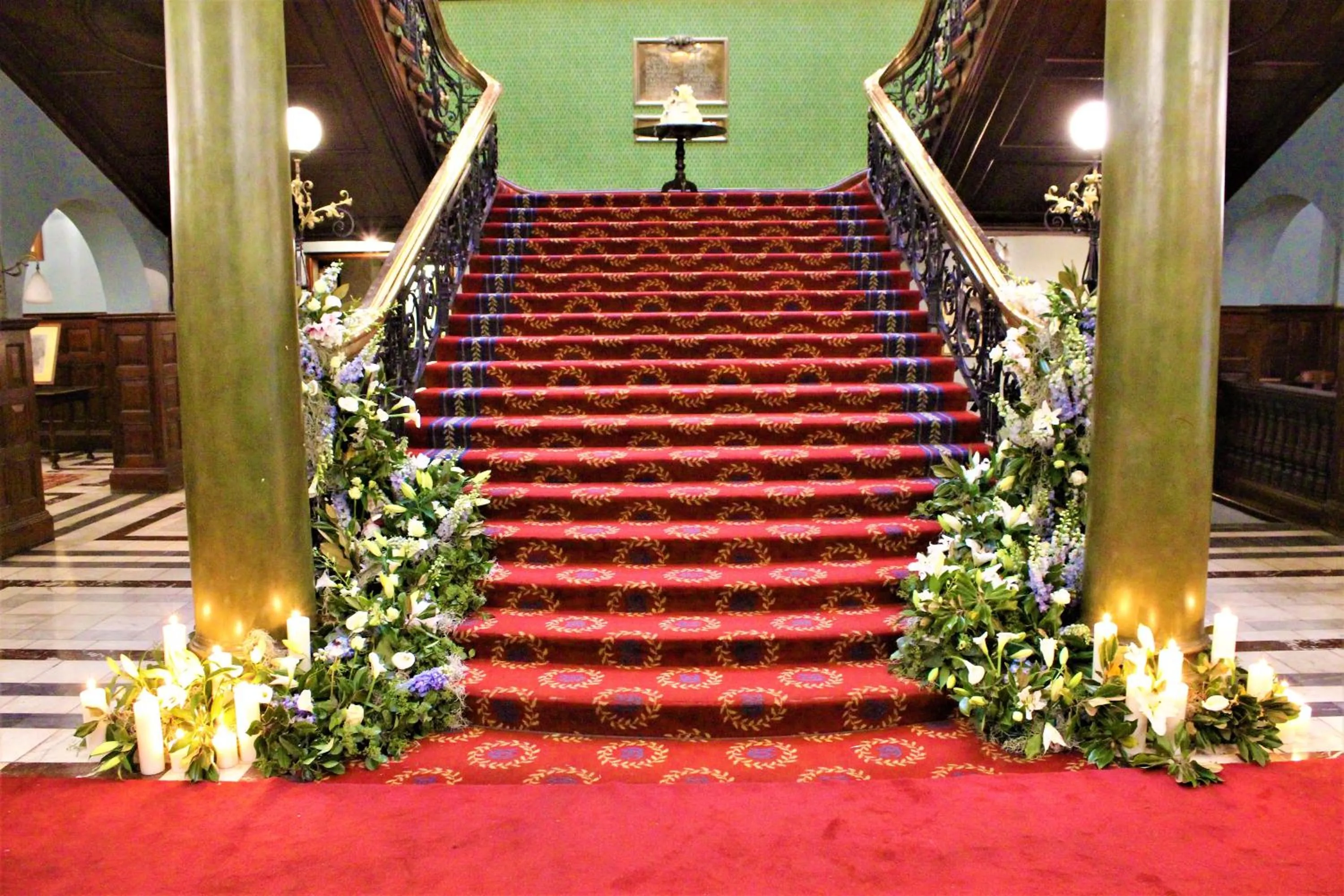 Facade/entrance in Rand Club Suites