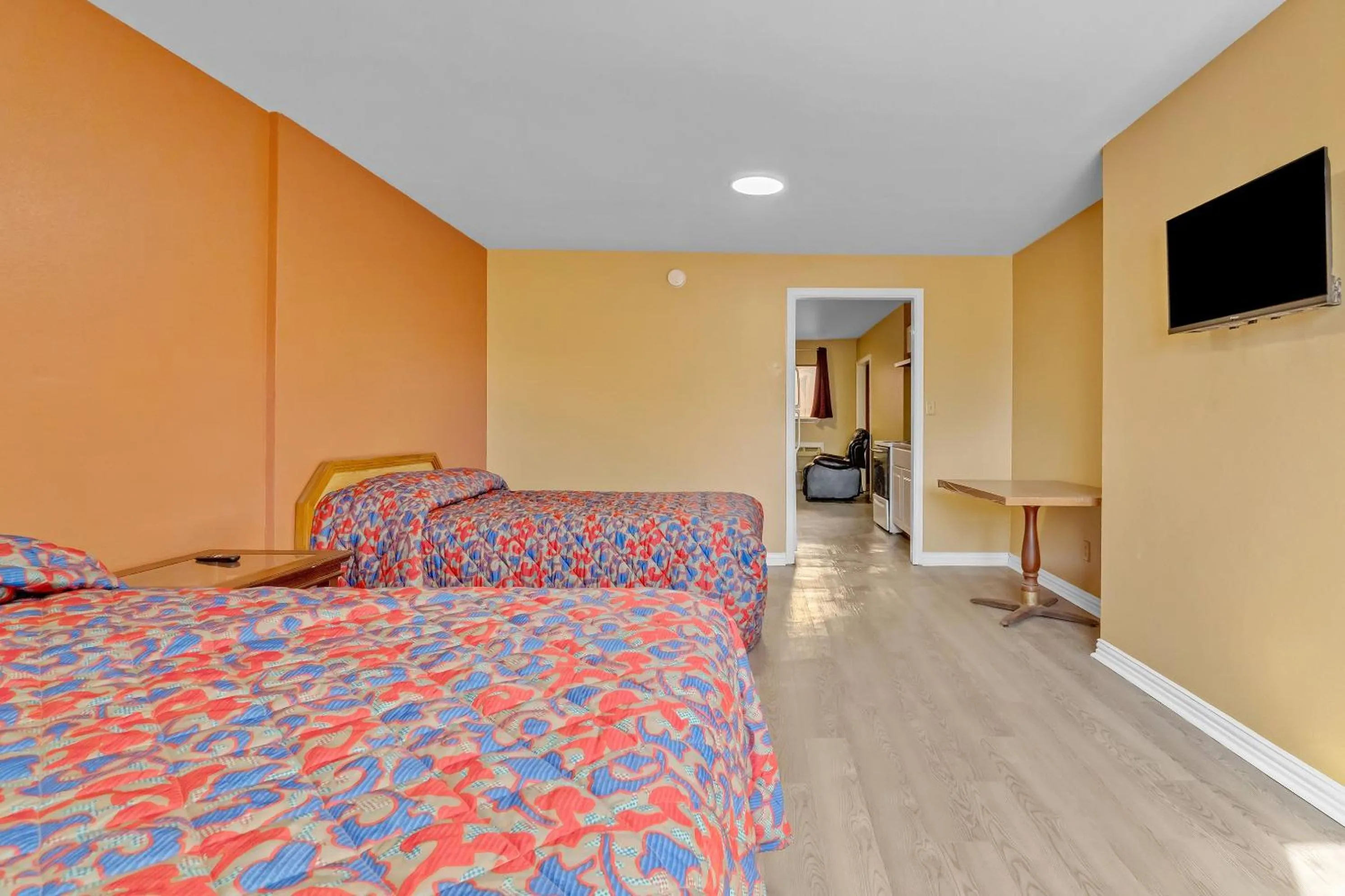 Bedroom, Bed in Relax Motel Grand Prairie Dallas I 30