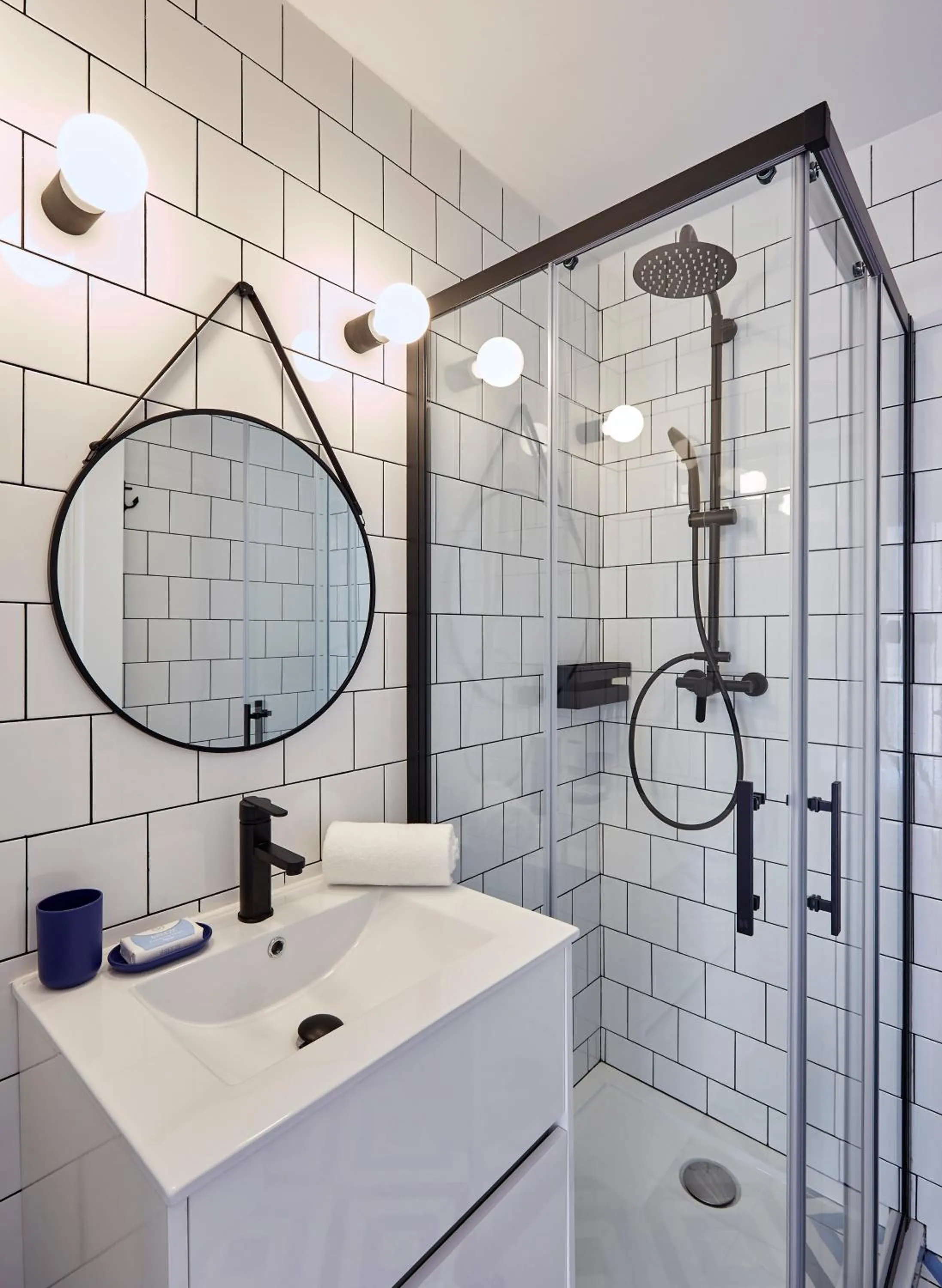 "Breeze" Aparthotel by Parrot`s House