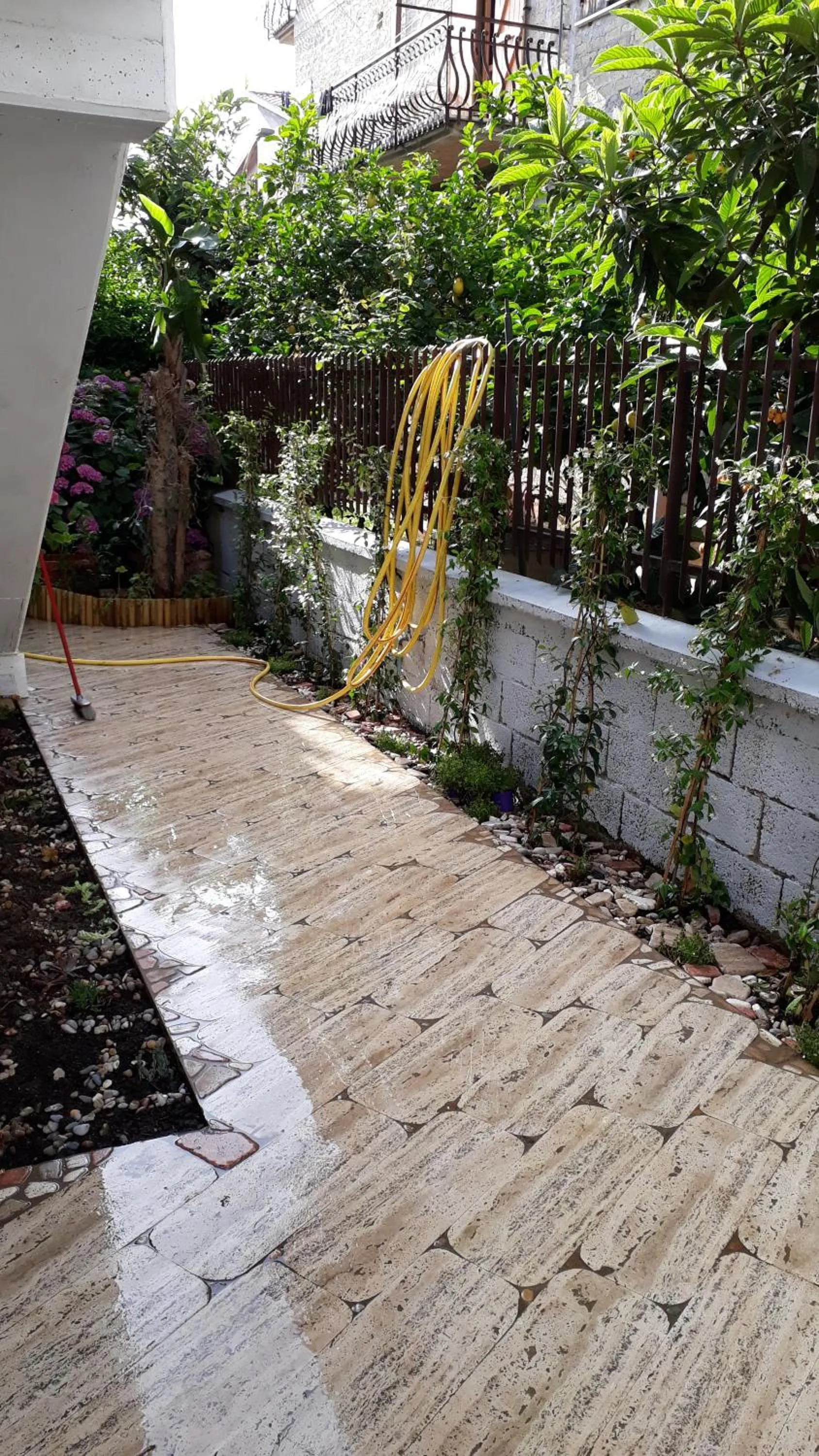 Property building in La rezztella