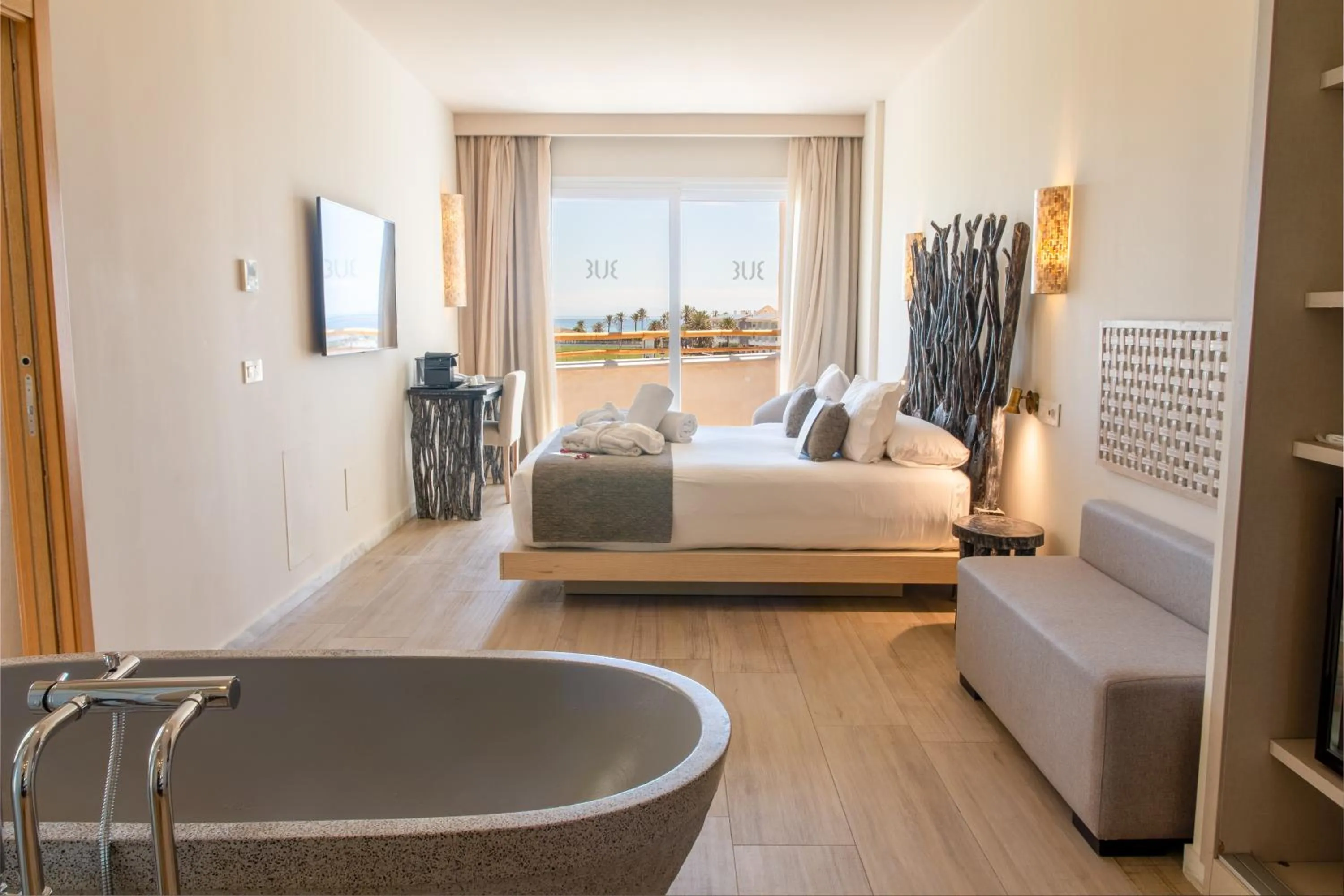 Photo of the whole room, Bed in Zahara Beach & Spa by QHotels - Adults Recommended
