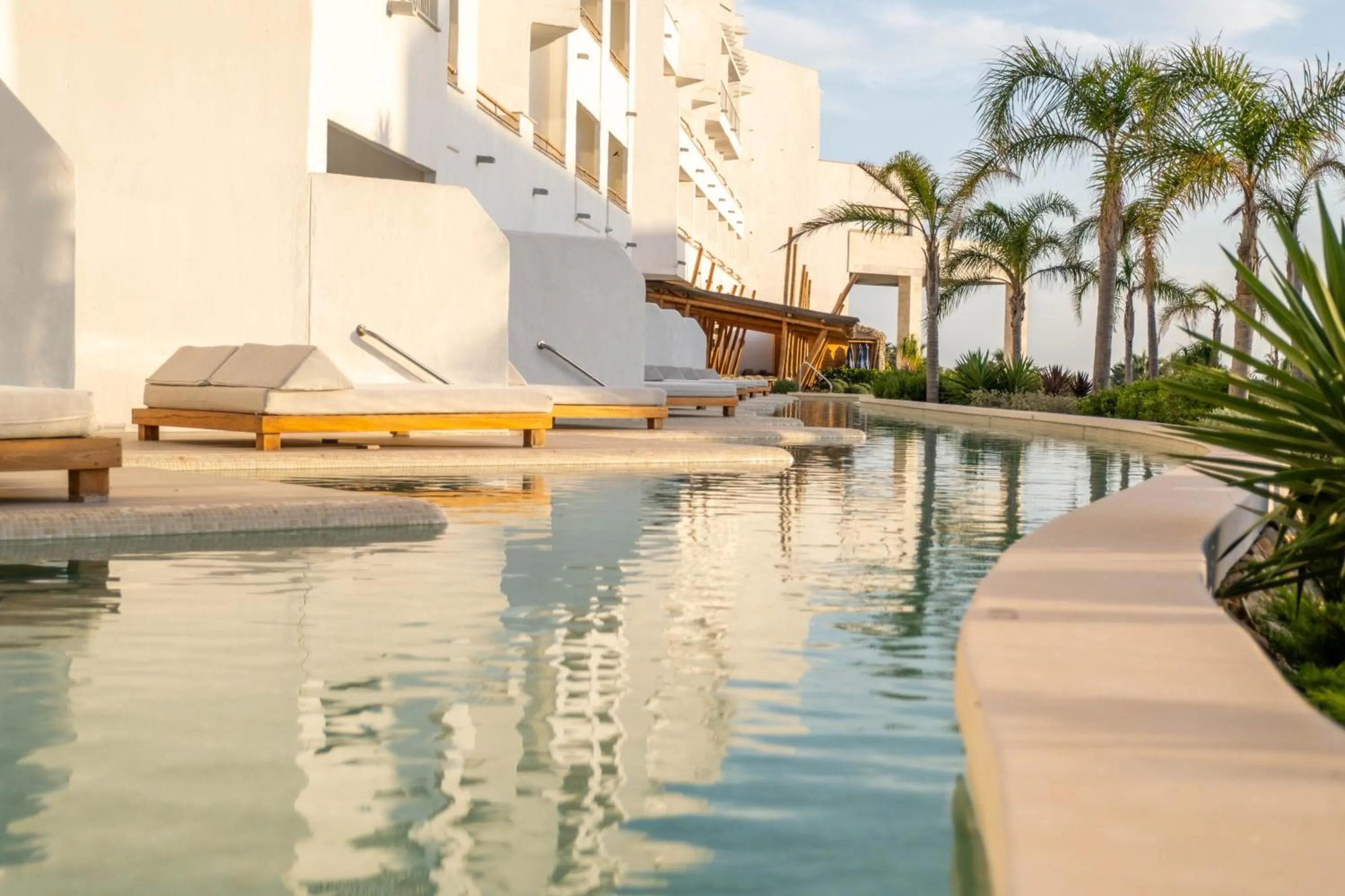 Swimming pool in Zahara Beach & Spa by QHotels - Adults Recommended