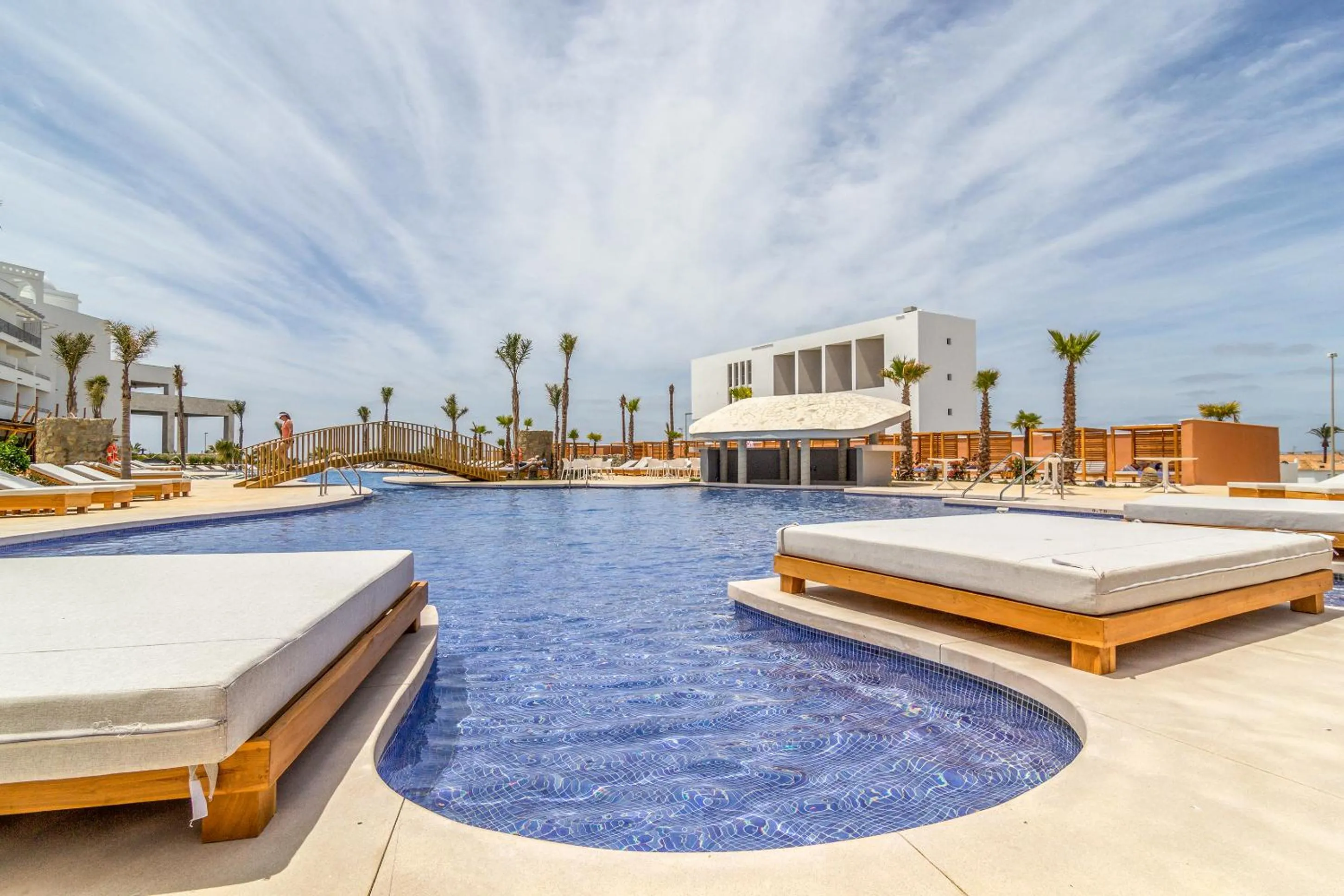 Swimming pool in Zahara Beach & Spa by QHotels - Adults Recommended