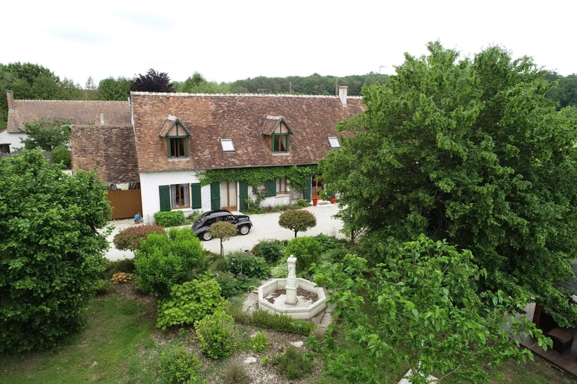 Property building in LA DEMALERIE