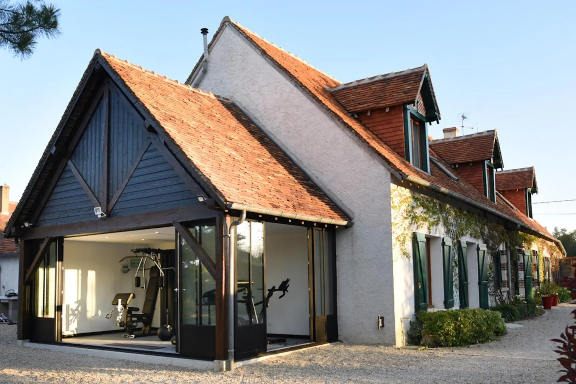 Property building in LA DEMALERIE