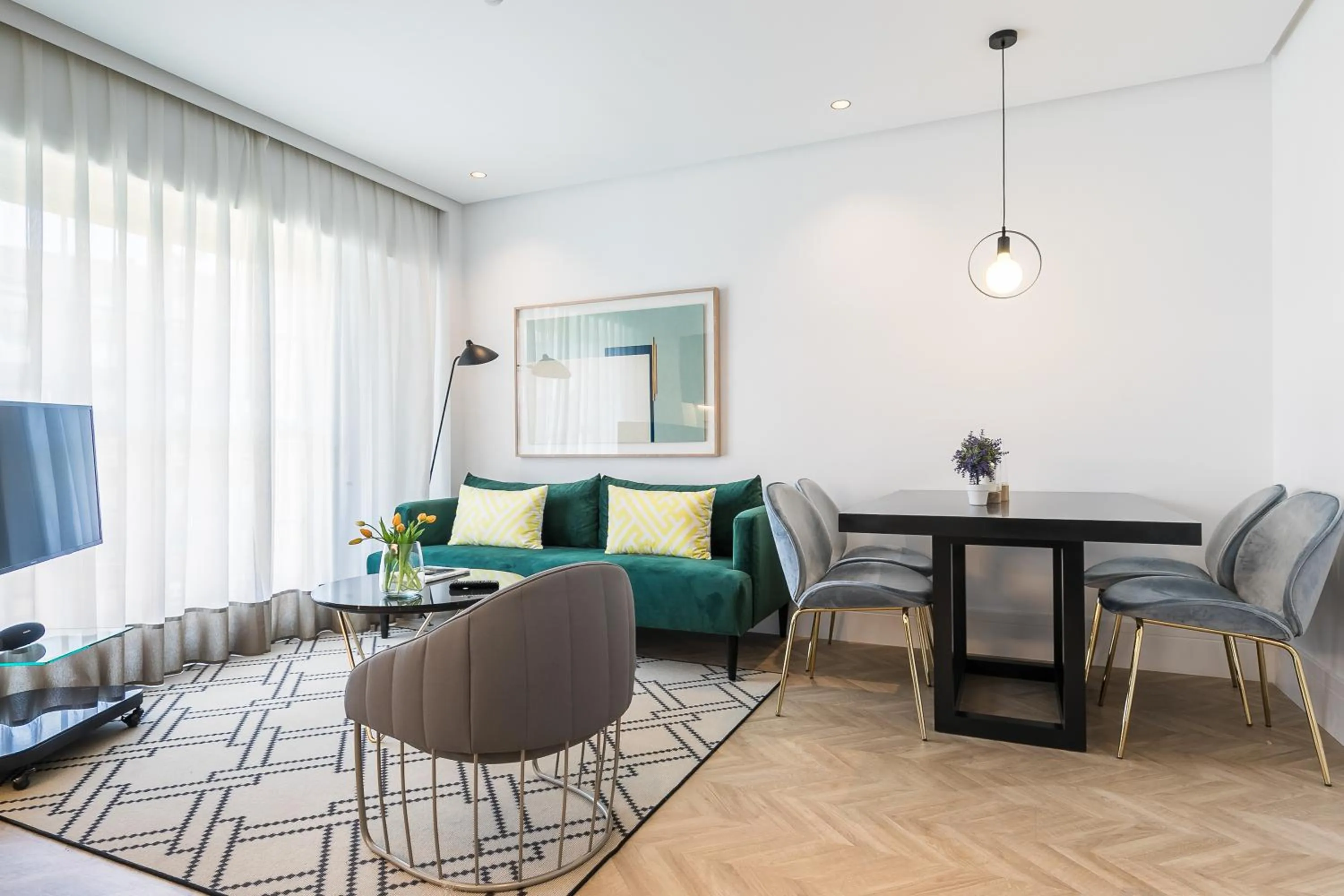 Living room in Feelathome Waldorf Suites Apartments