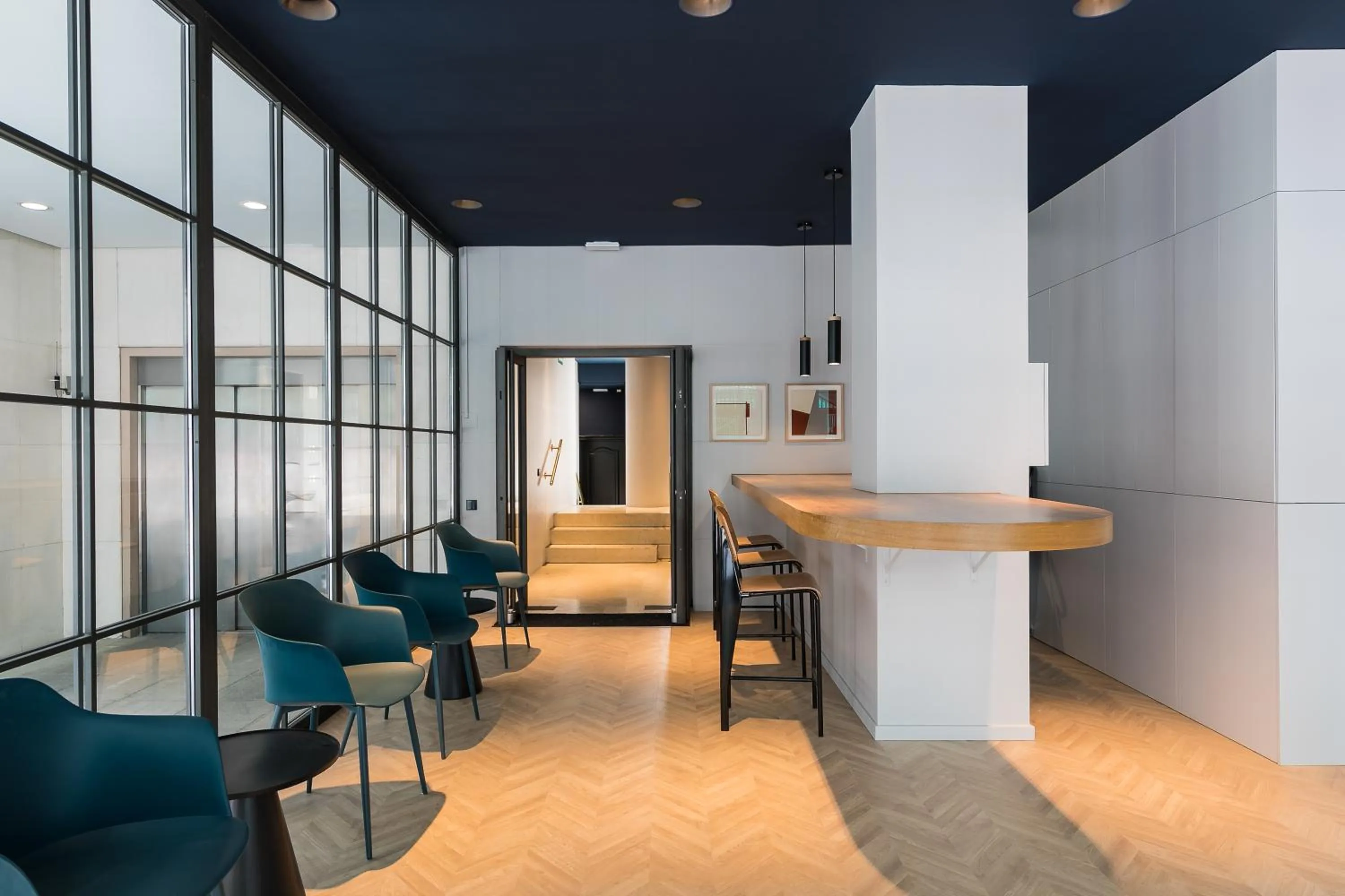 Property building in Feelathome Waldorf Suites Apartments