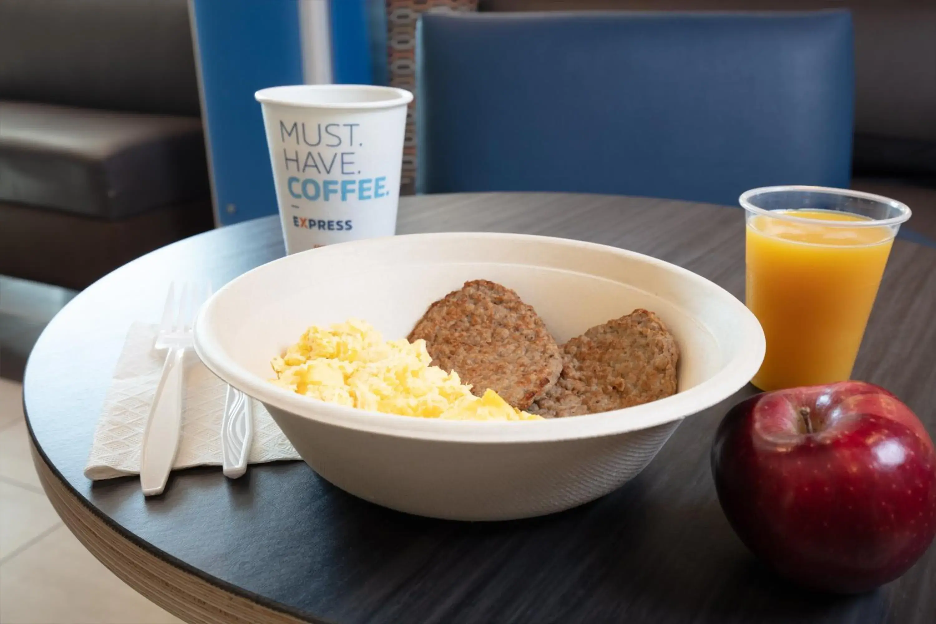 Breakfast in Holiday Inn Express & Suites - Beloit by IHG Breakfast in Holiday Inn Express & Suites - Beloit by IHG