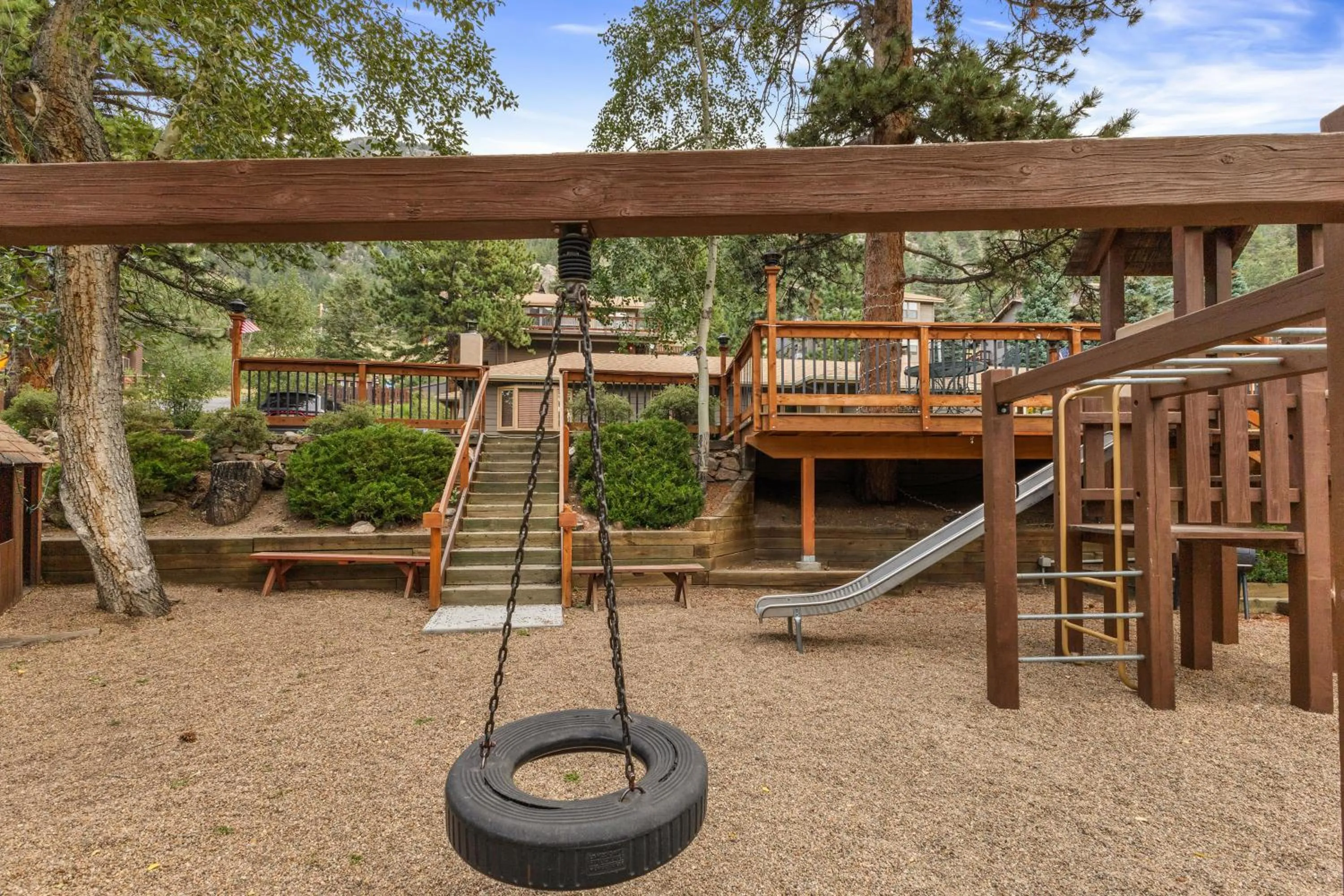 Children play ground in Wildwood Inn
