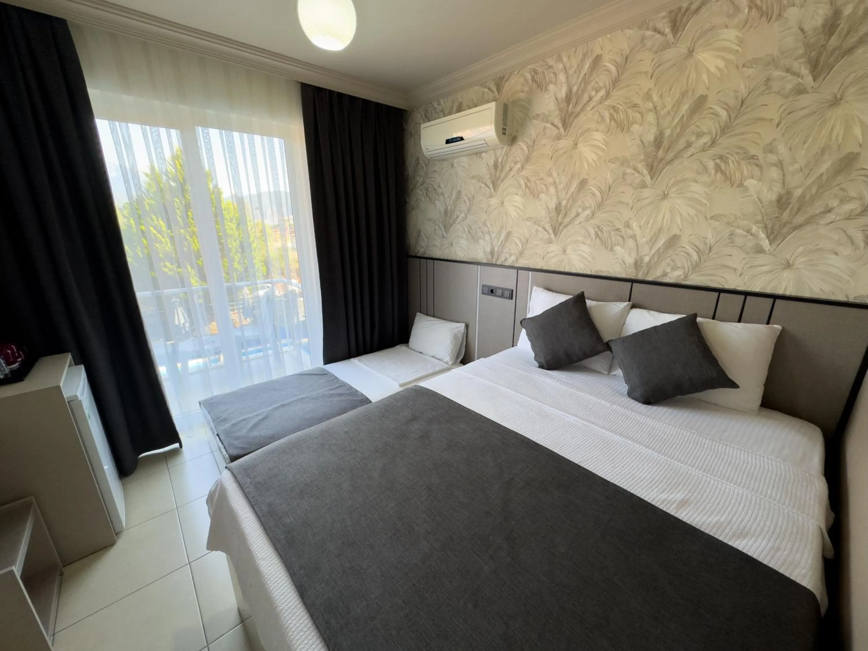 Bed in Sardunya Hotel