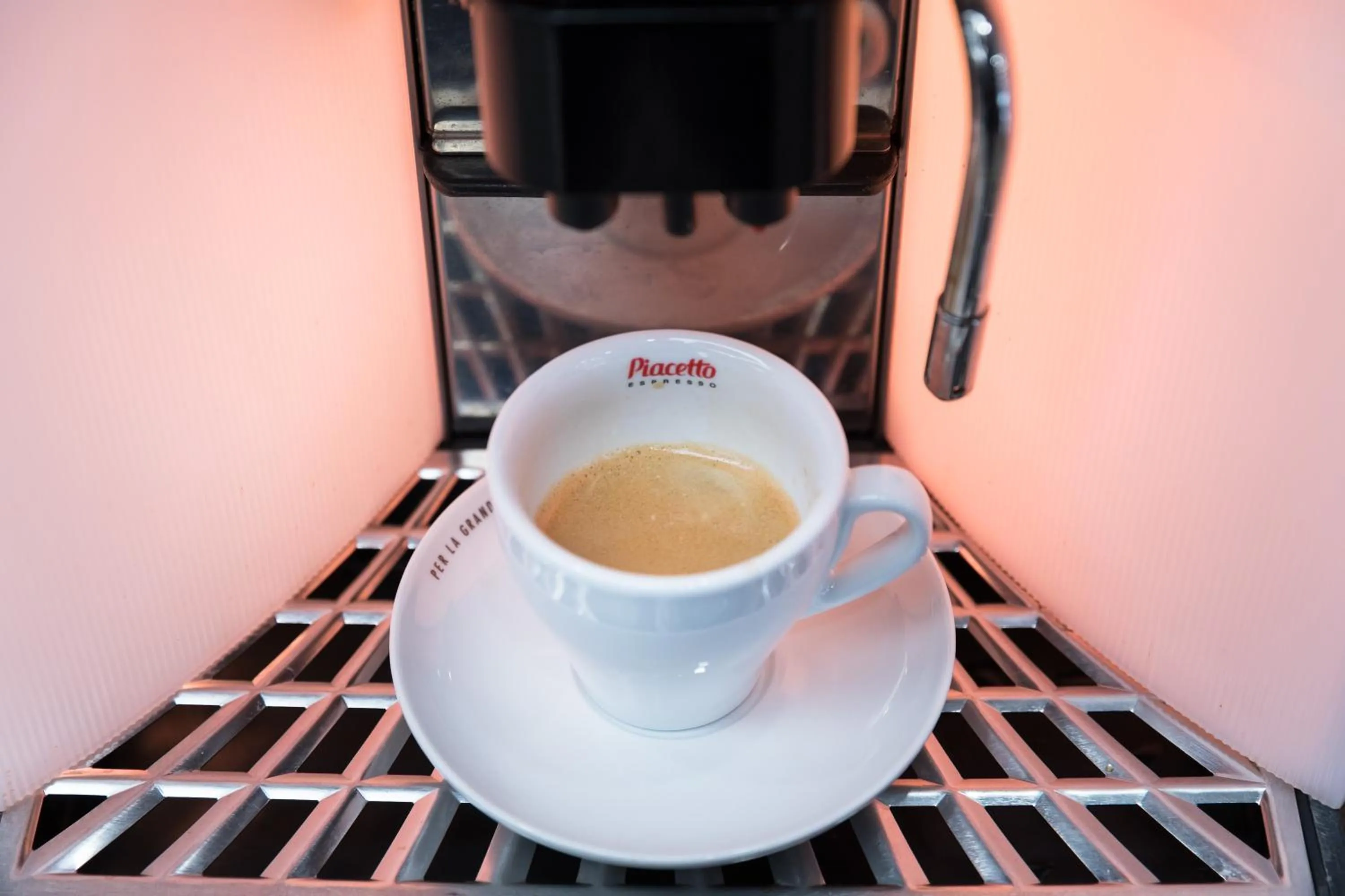 Coffee/tea facilities in B1 Boutique Hotel Sofia