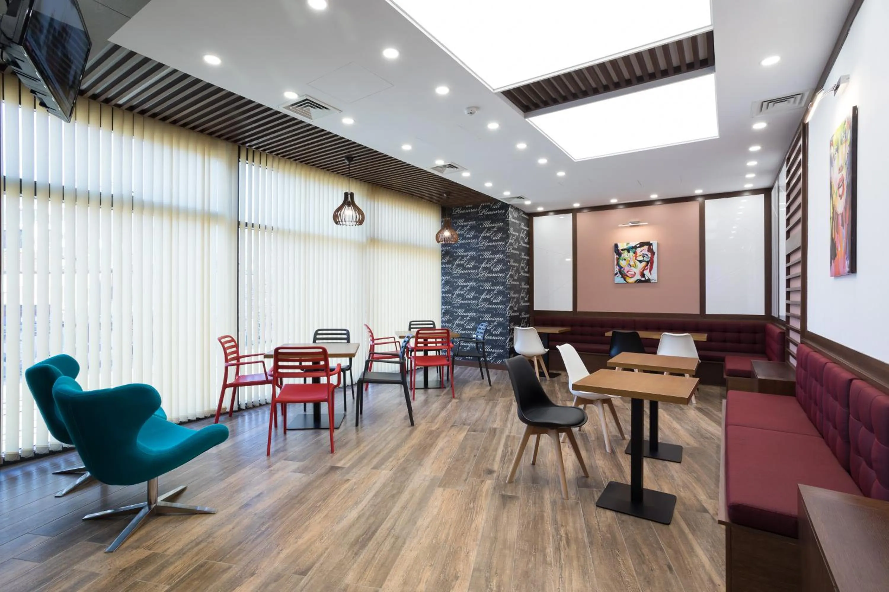 Restaurant/places to eat in B1 Boutique Hotel Sofia