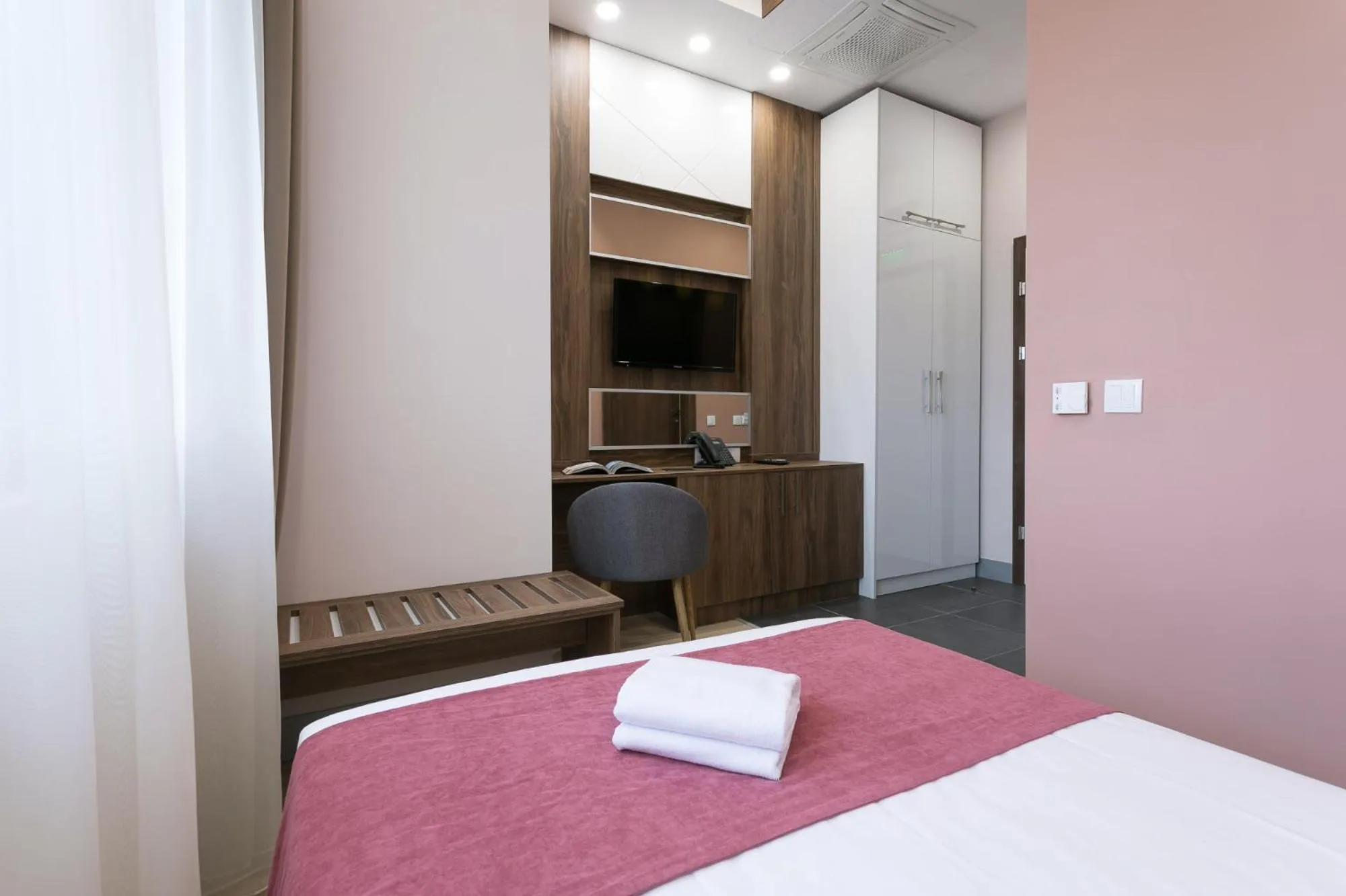 Bed in B1 Boutique Hotel Sofia