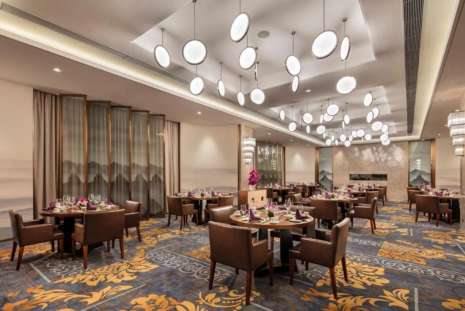 Restaurant/places to eat in Howard Johnson by Wyndham Jimei Lake Plaza Xiamen