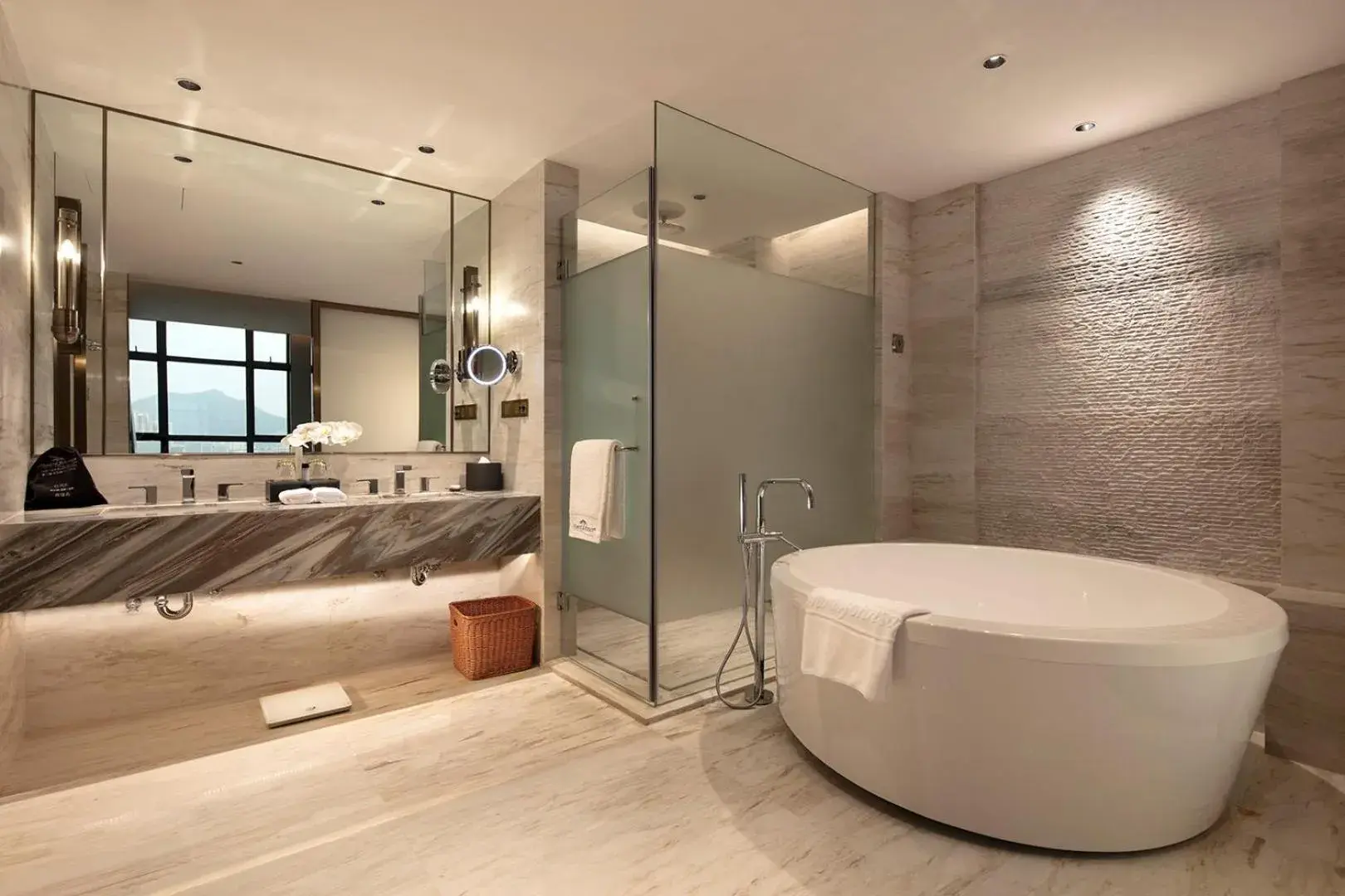 Executive Suite in Howard Johnson by Wyndham Jimei Lake Plaza Xiamen Executive Suite in Howard Johnson by Wyndham Jimei Lake Plaza Xiamen