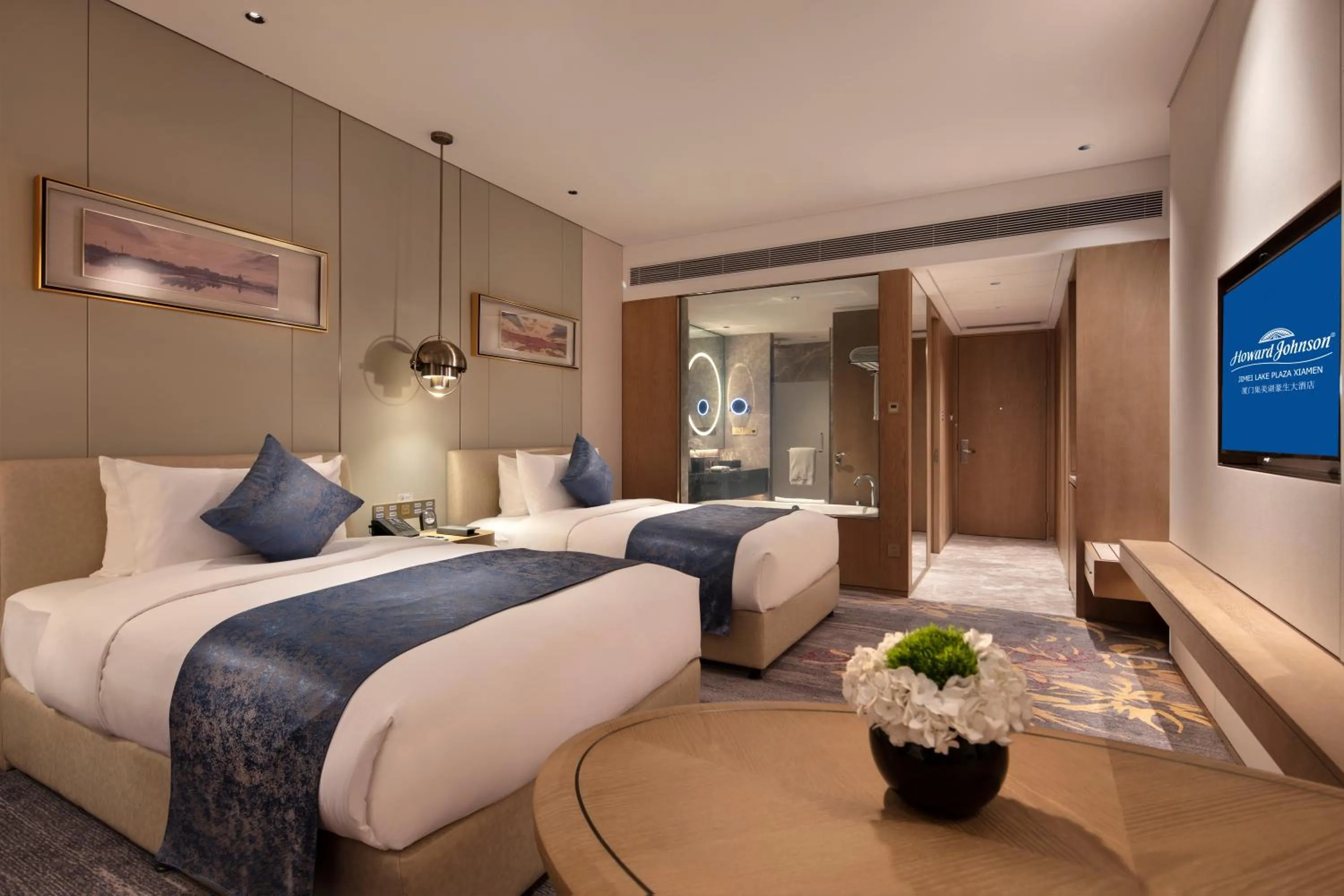 Bed in Howard Johnson by Wyndham Jimei Lake Plaza Xiamen