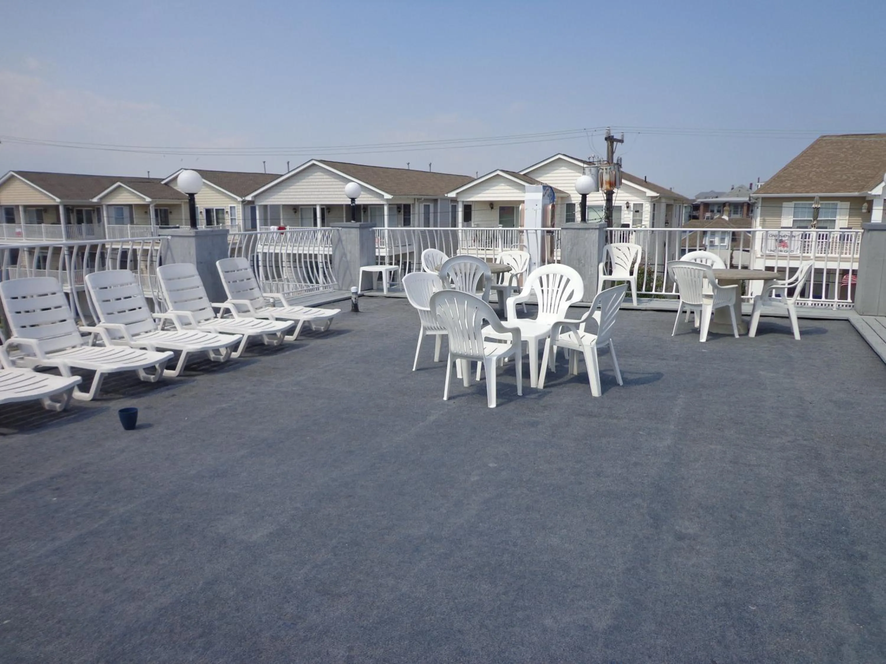 Day in Quarterdeck Motel