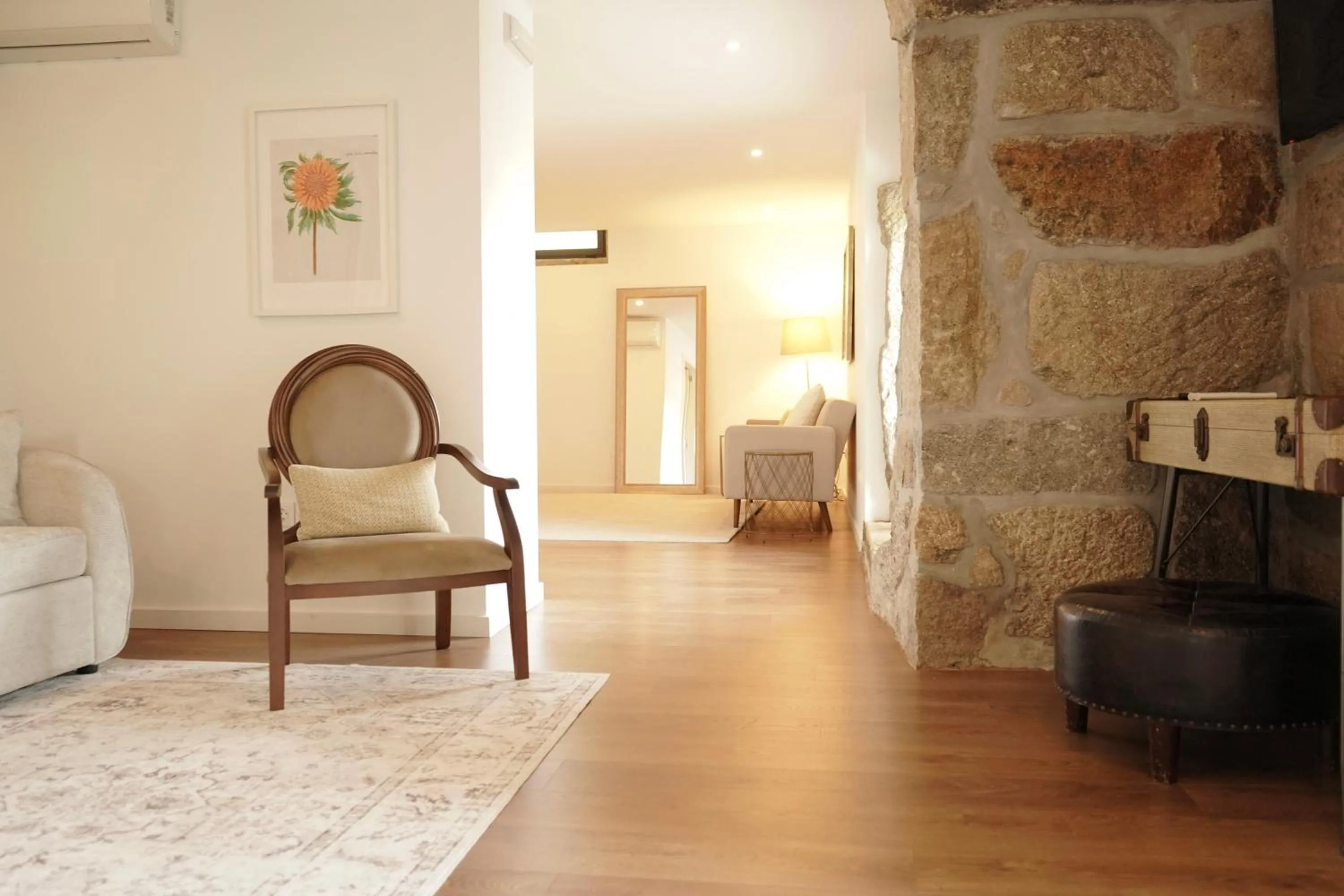 Photo of the whole room in Casa d'Amares