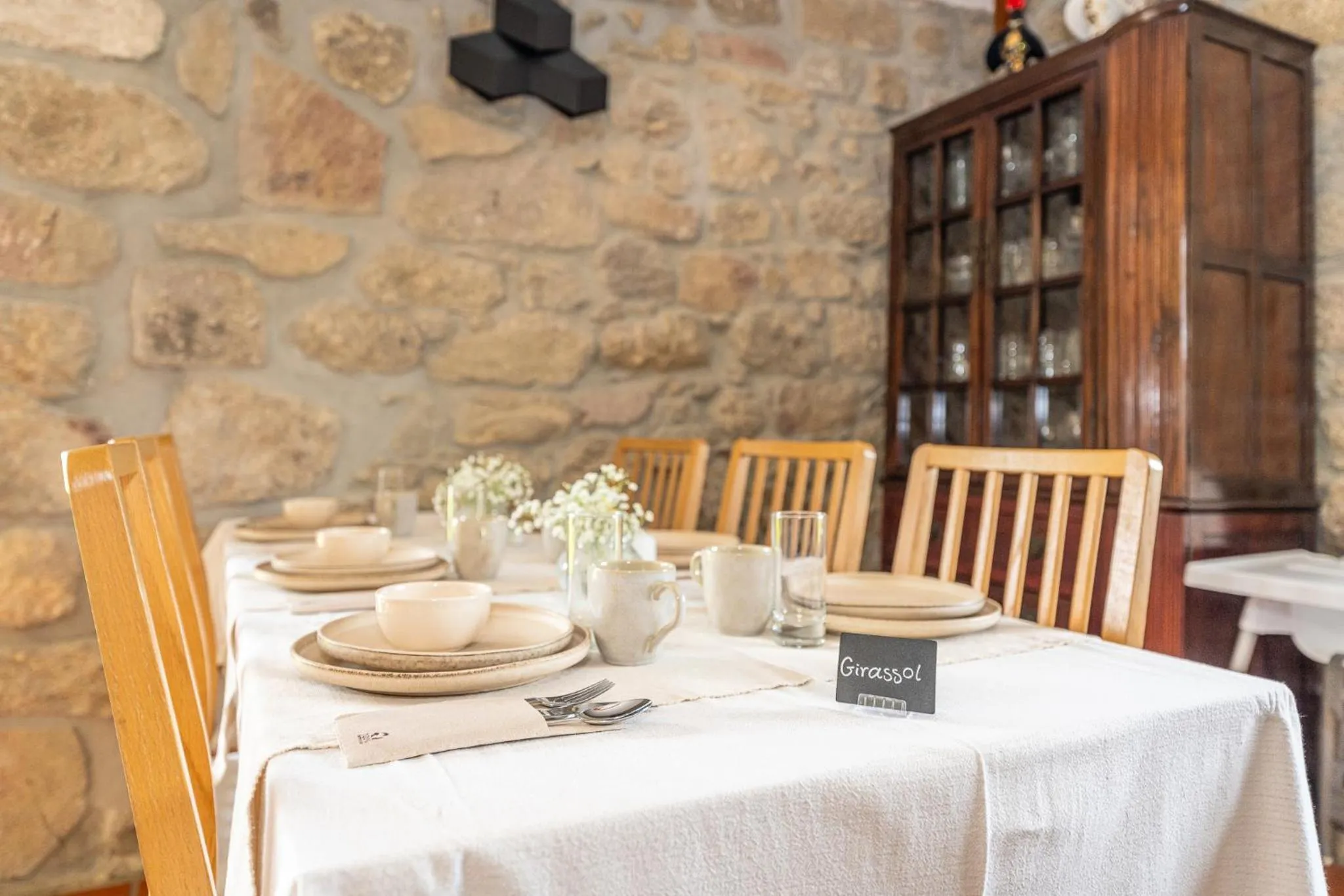 Restaurant/places to eat in Casa d'Amares