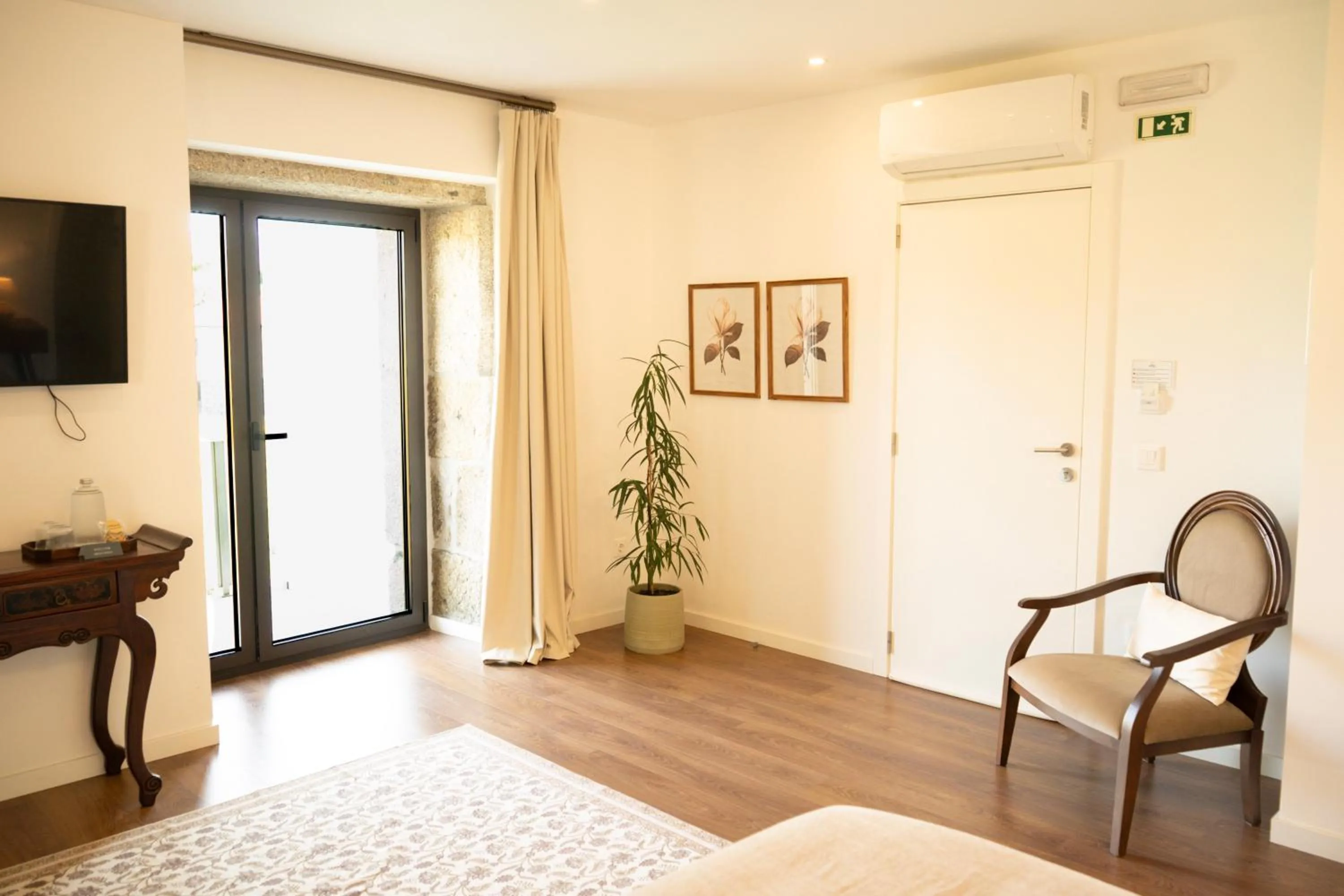 Photo of the whole room, Bed in Casa d'Amares