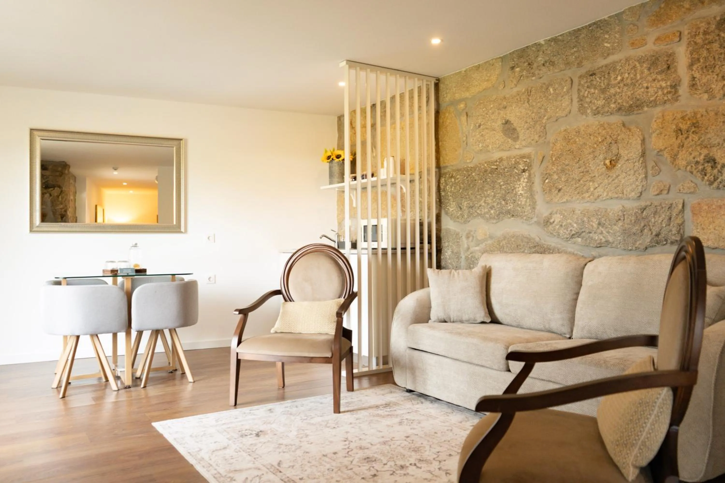 Photo of the whole room in Casa d'Amares