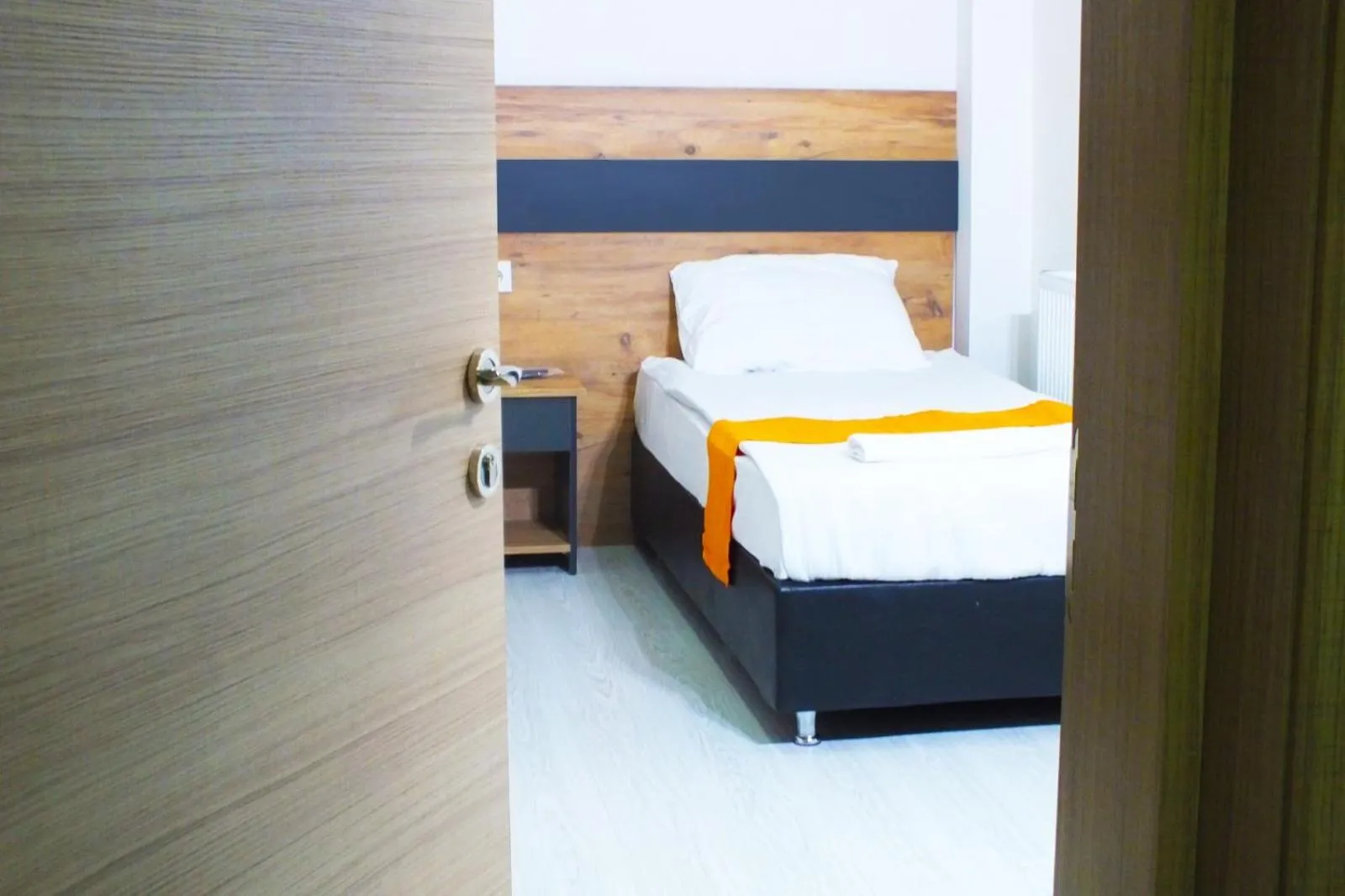 Bed in ANKARA OTEL EVREN