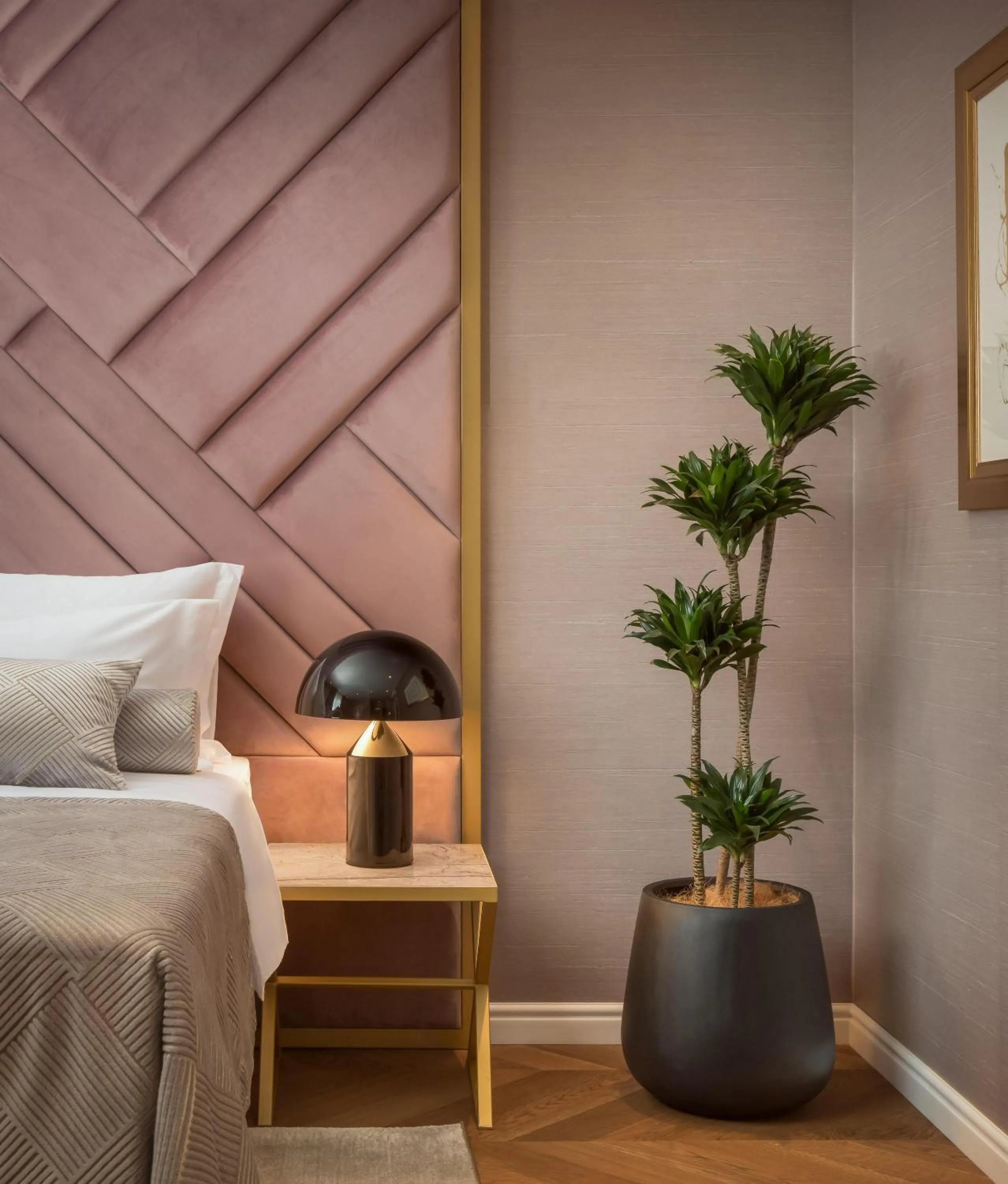 Decorative detail in Five Elements Luxury Rooms