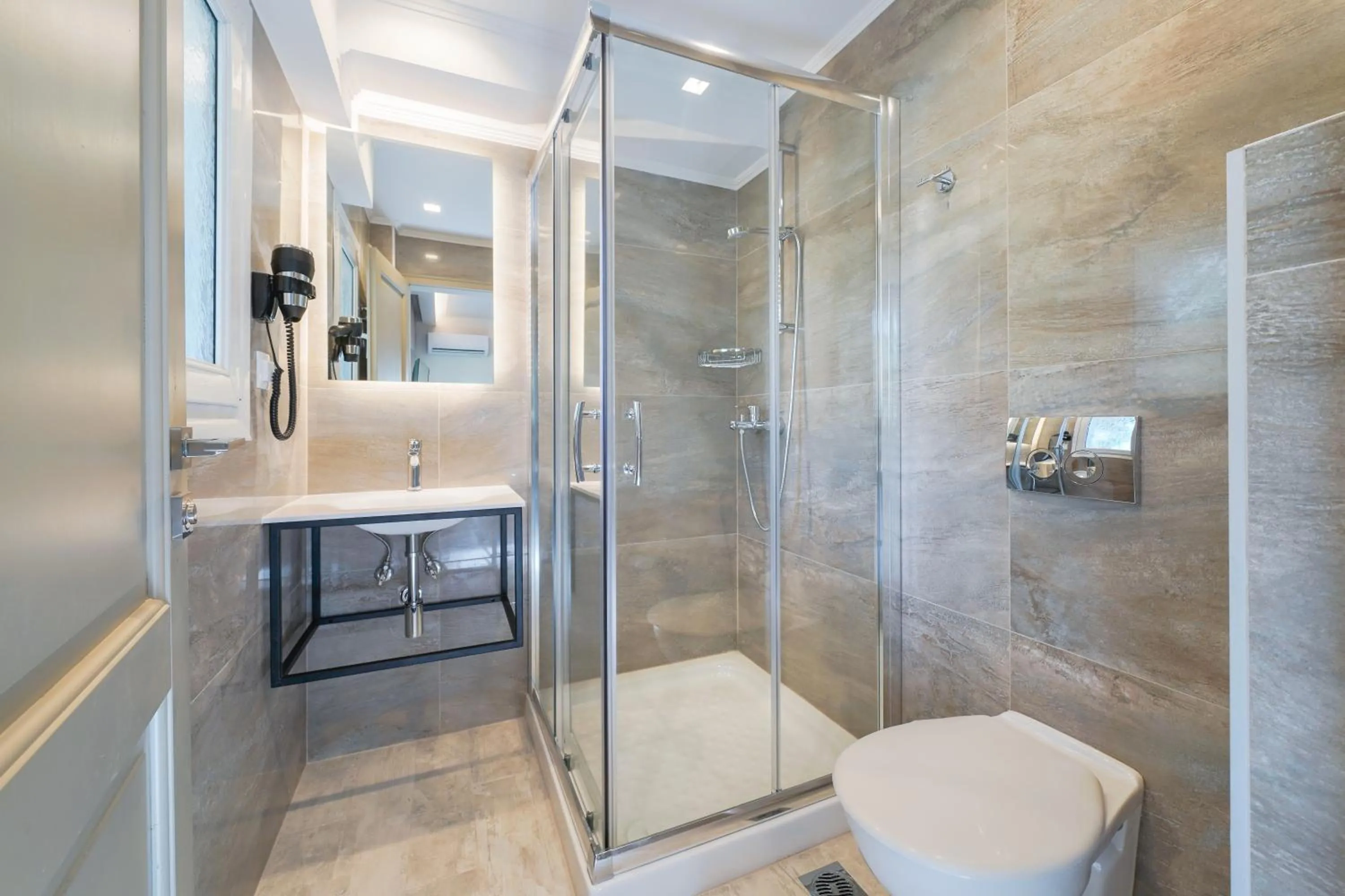 Shower in Iliomagic Luxury Suites Thassos