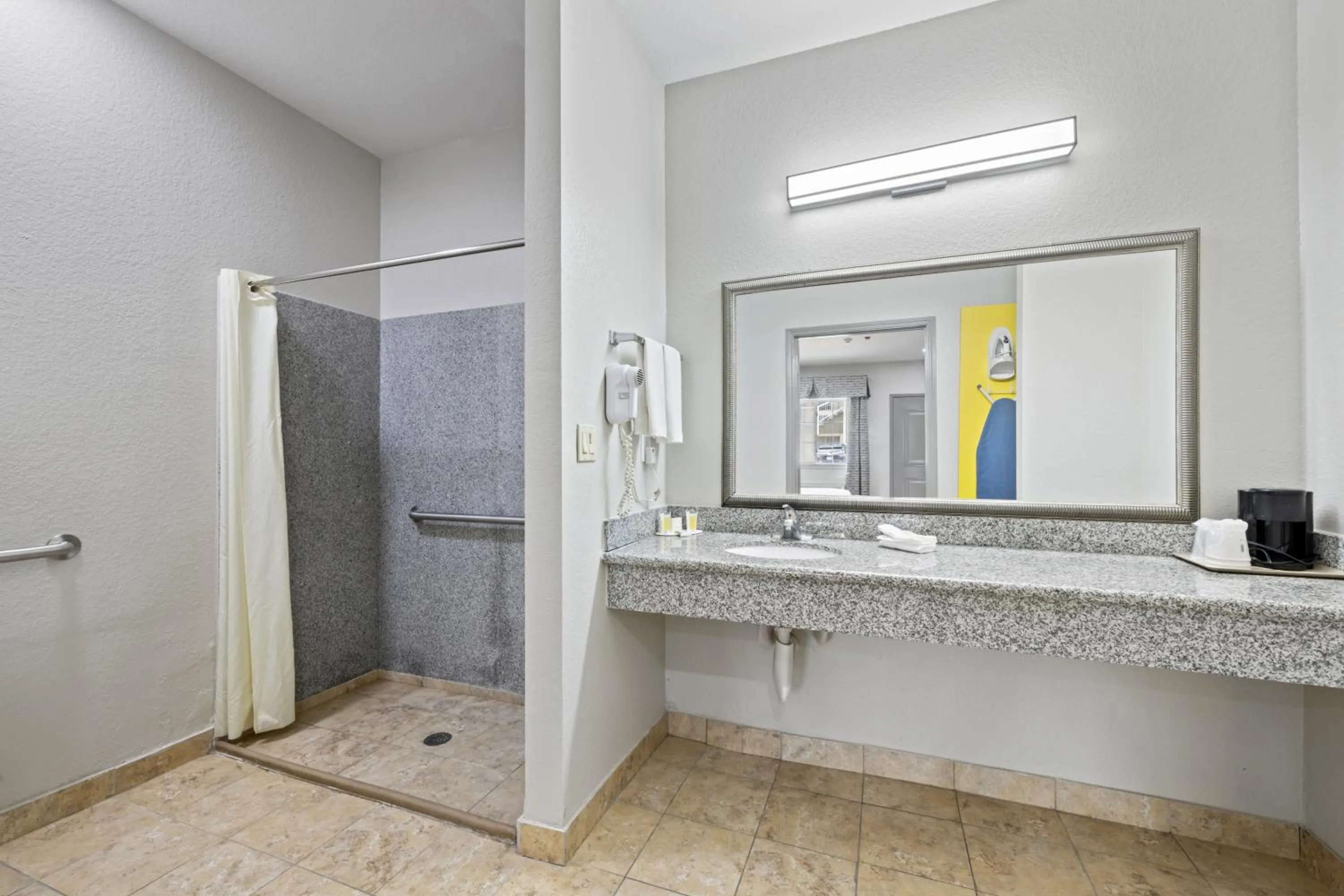 Shower in Days Inn by Wyndham Kenedy Karnes City