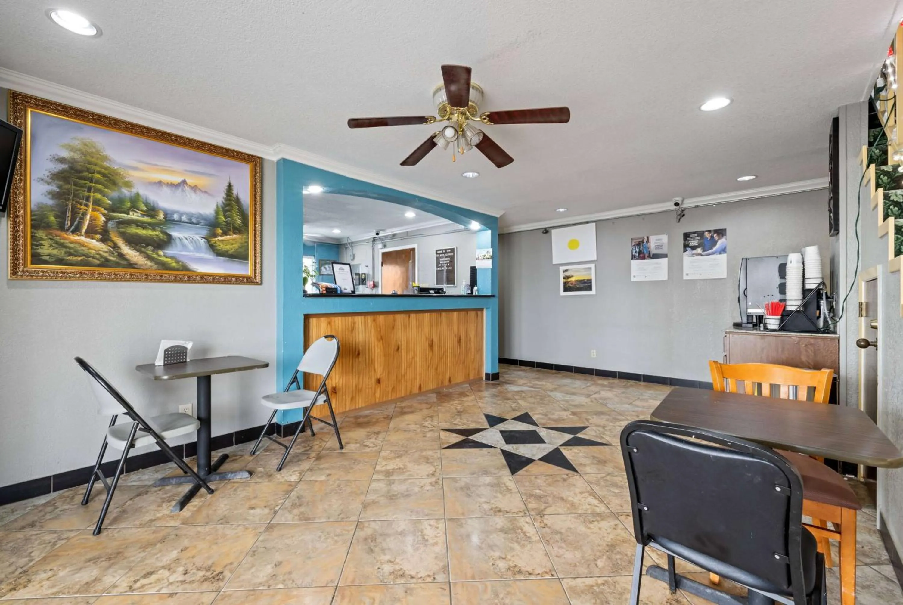 Lobby or reception in Days Inn by Wyndham Kenedy Karnes City