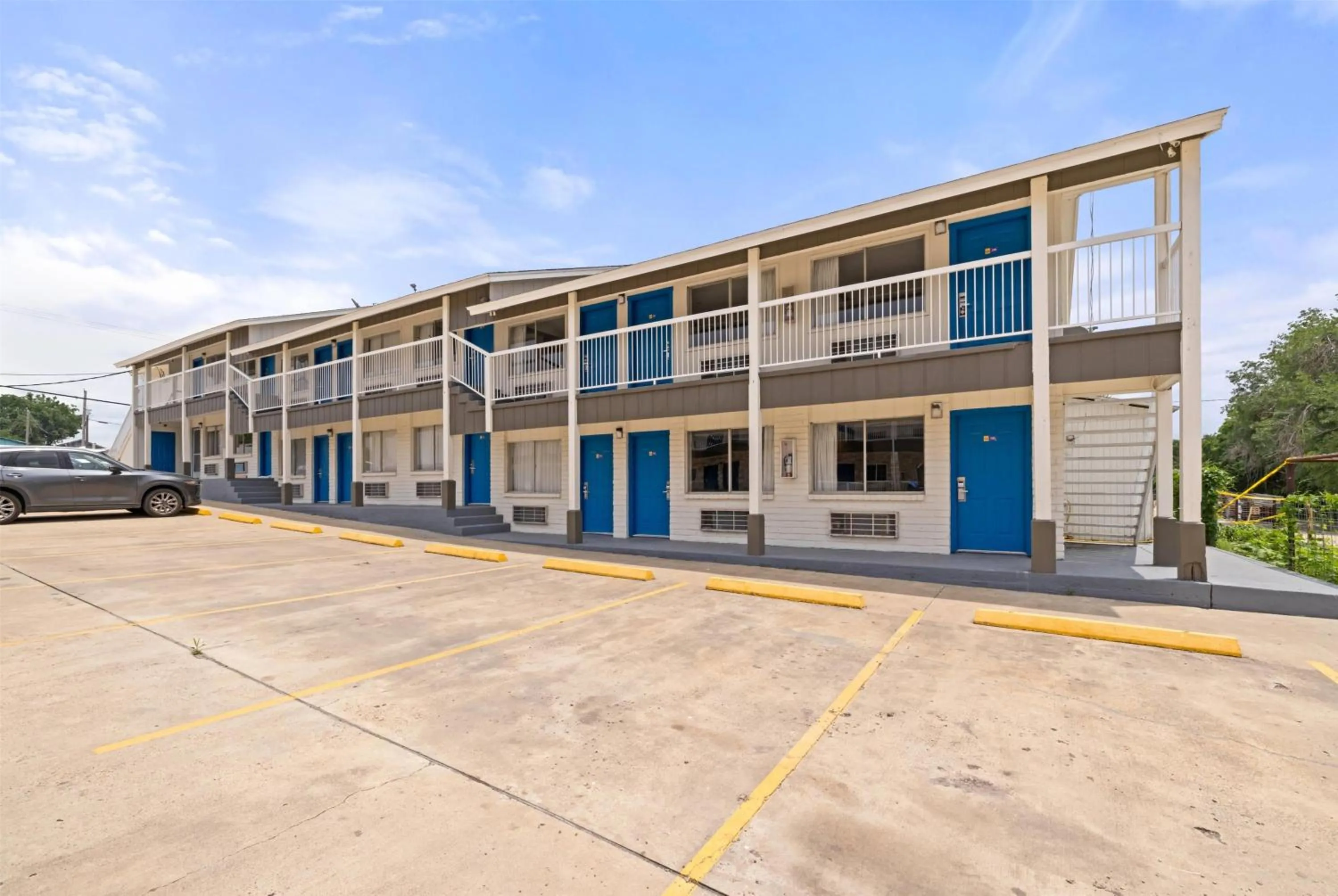 Property building in Days Inn by Wyndham Kenedy Karnes City