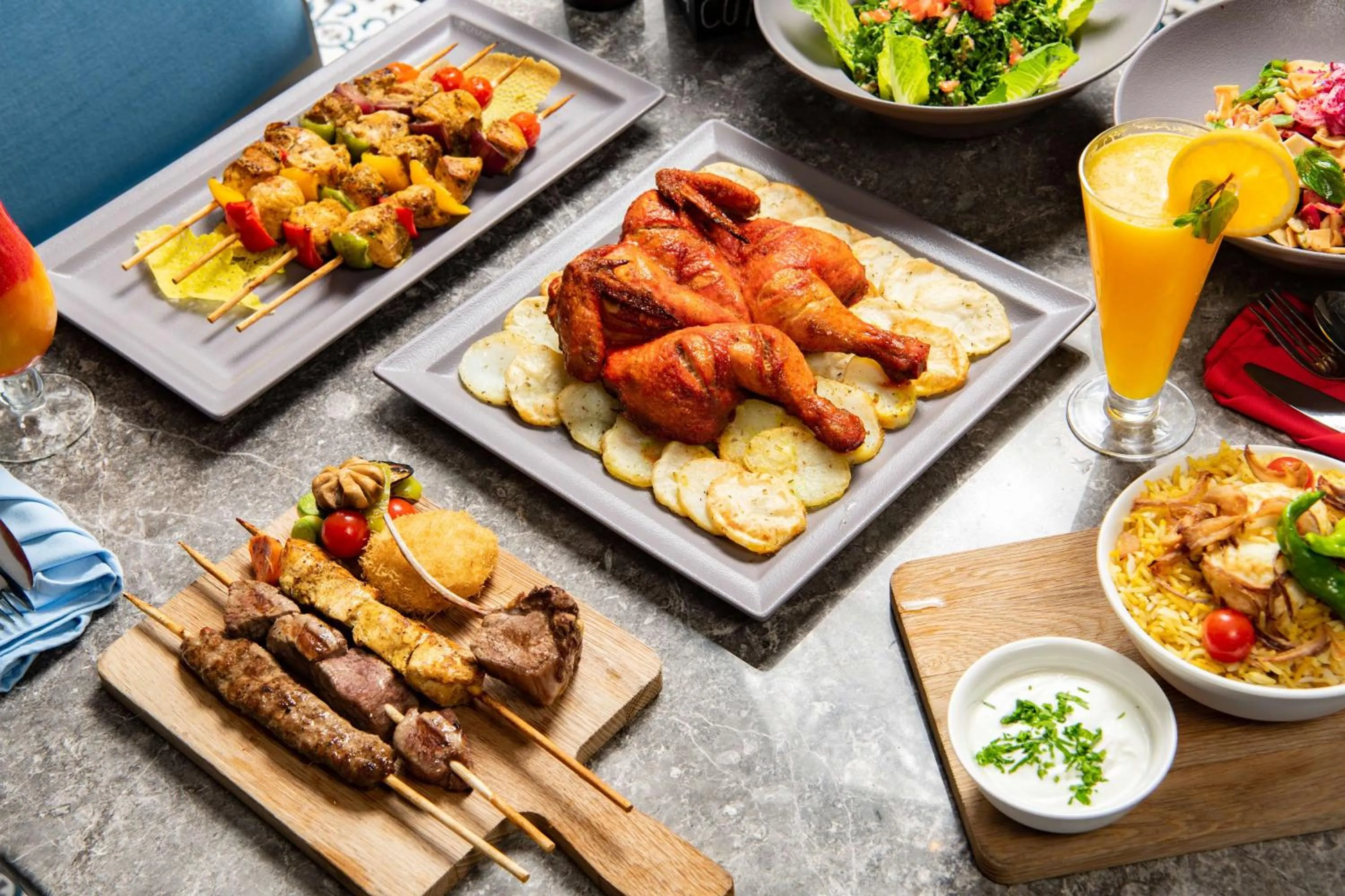 Restaurant/places to eat in Park Inn by Radisson Makkah Aziziyah