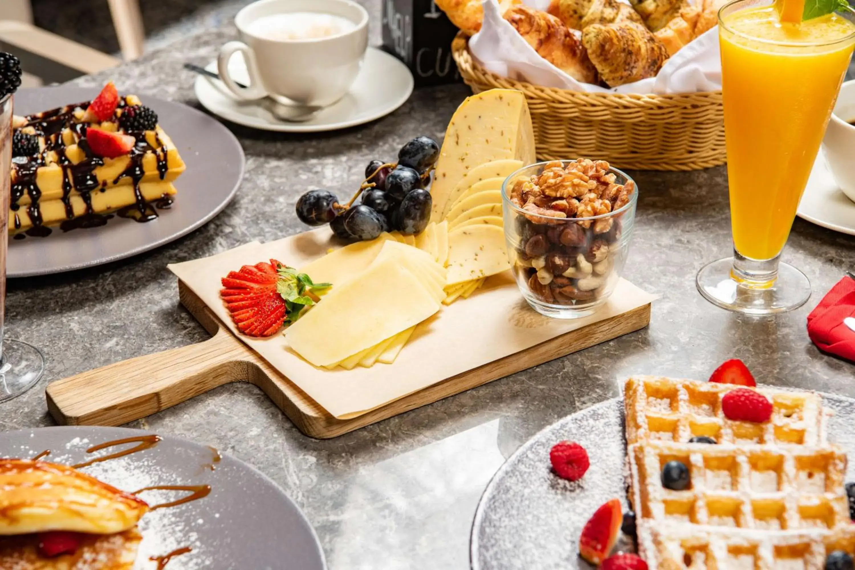 Restaurant/places to eat in Park Inn by Radisson Makkah Aziziyah Restaurant/places to eat in Park Inn by Radisson Makkah Aziziyah