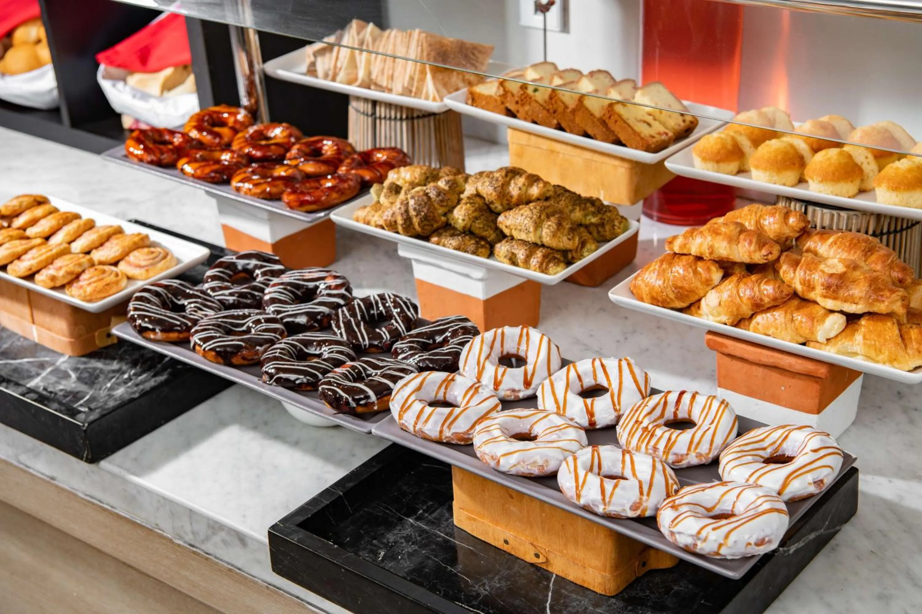 Restaurant/places to eat in Park Inn by Radisson Makkah Aziziyah