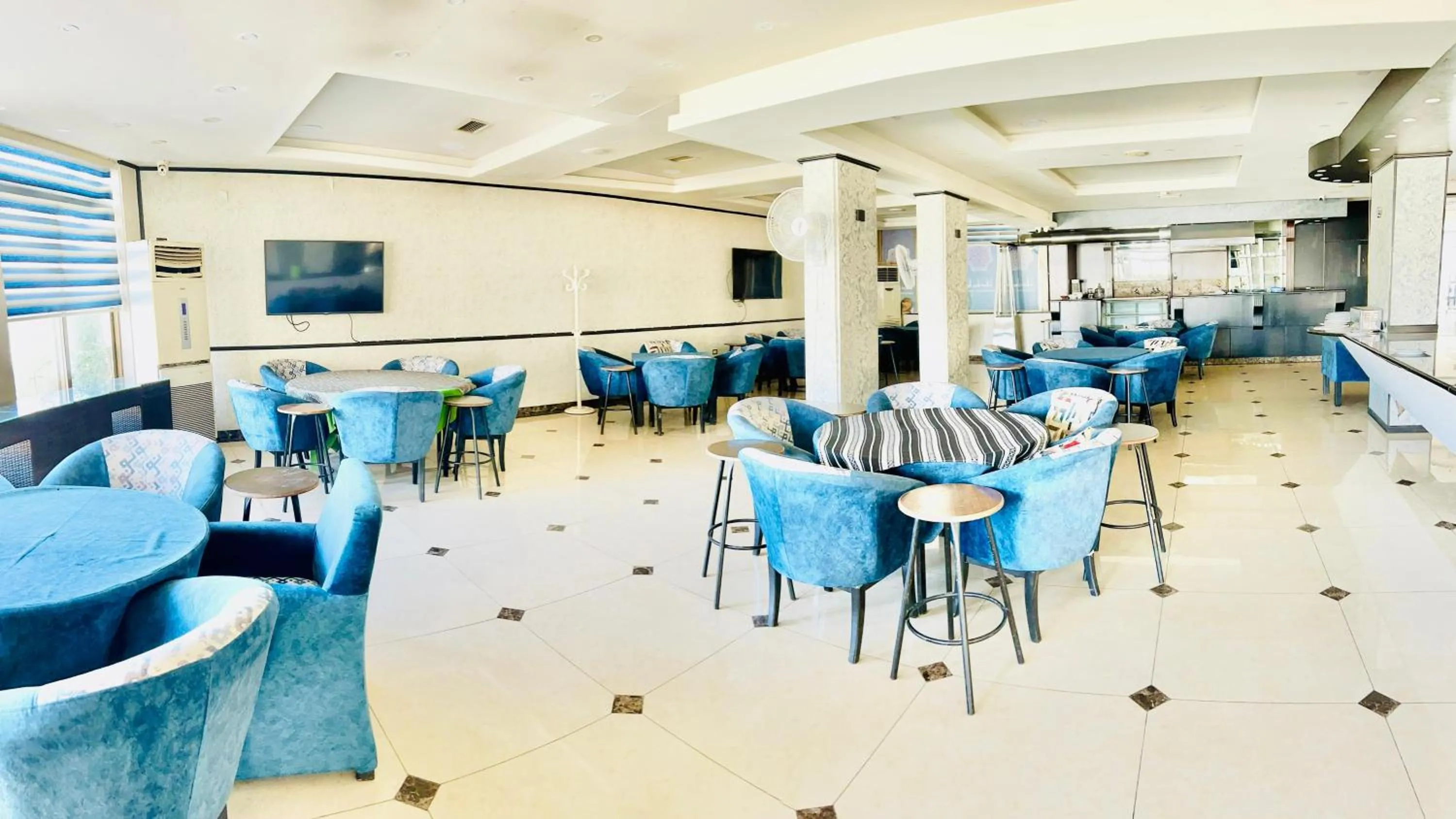 Restaurant/places to eat in Panorama Amman Hotel